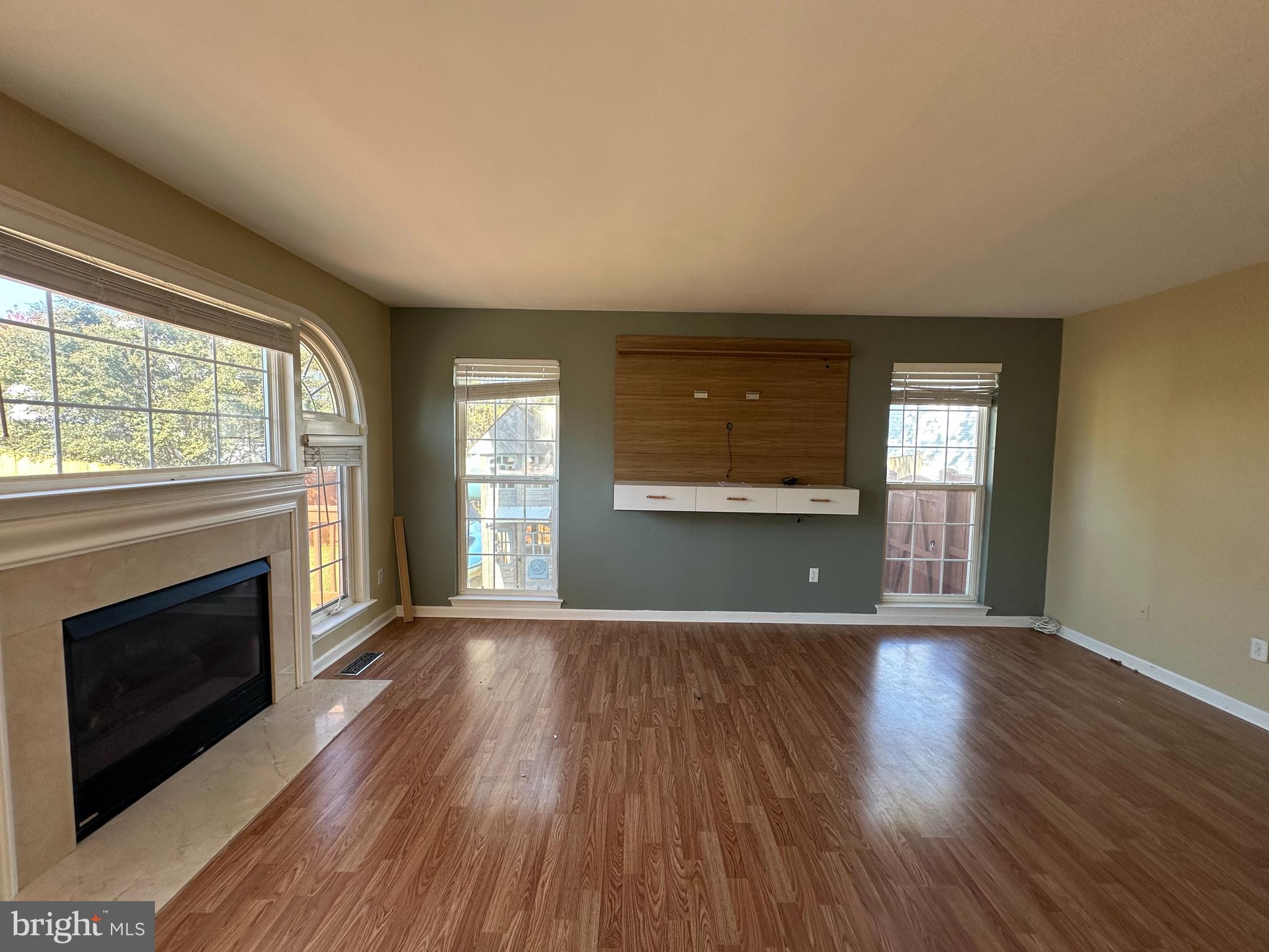 KINGSVIEW SUB - Residential