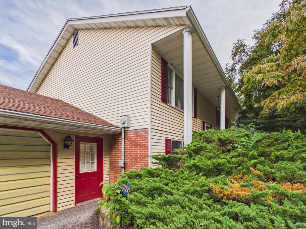 Photo of 147 Frogtown Road, PEQUEA, PA 17565 (MLS # PALA2096056)