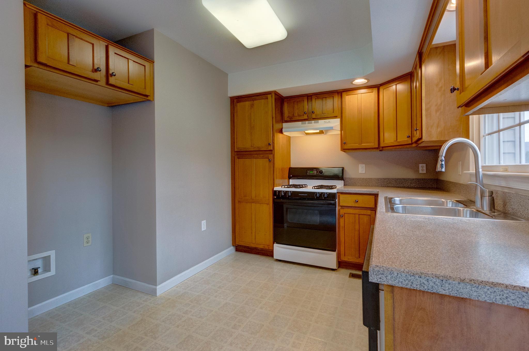 LOGANS RUN - Residential