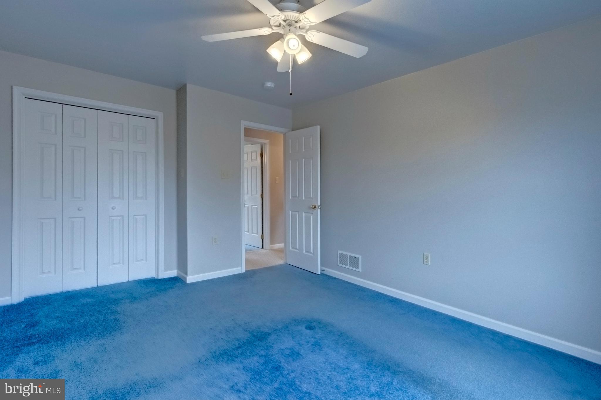 LOGANS RUN - Residential