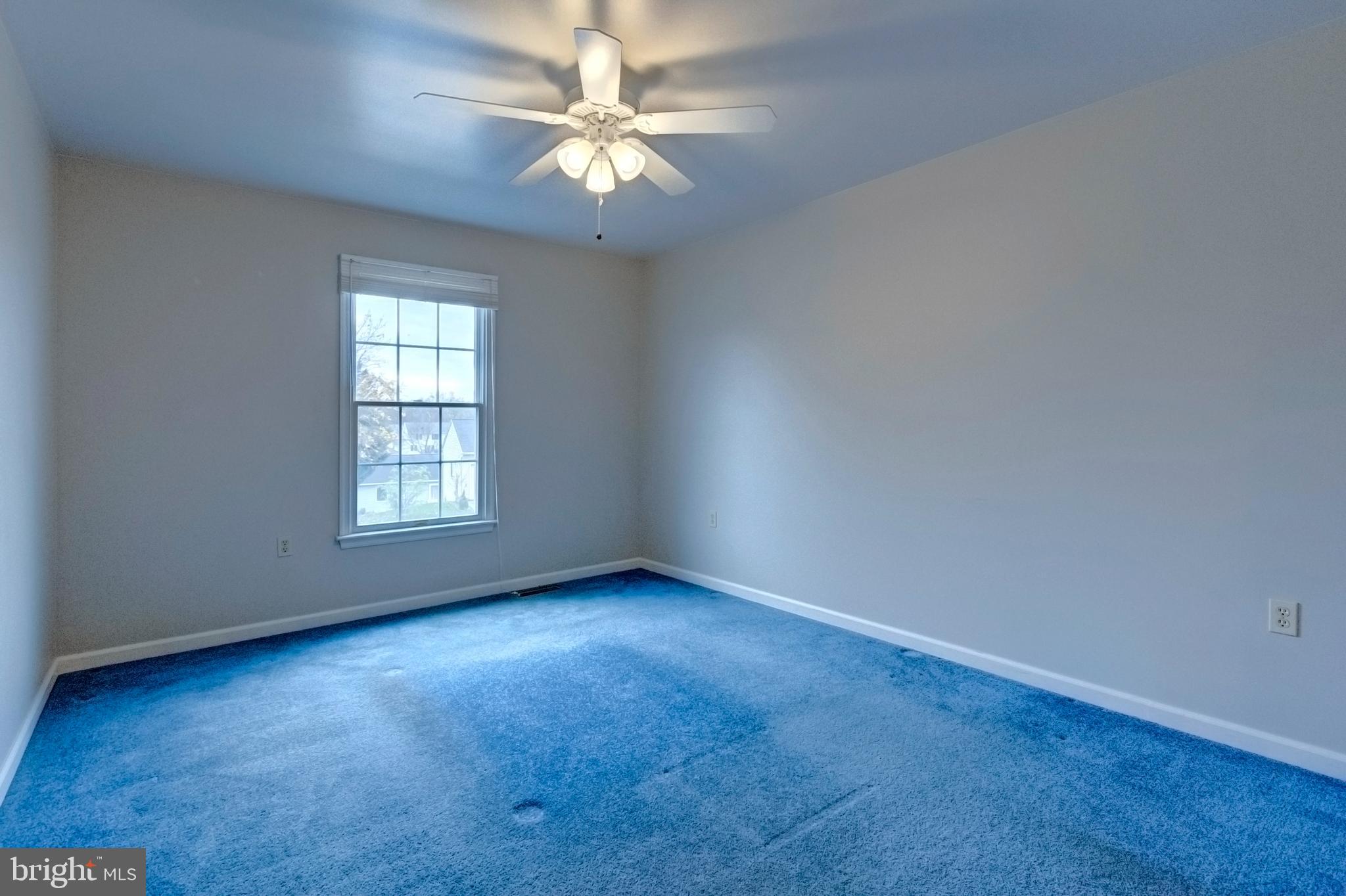 LOGANS RUN - Residential