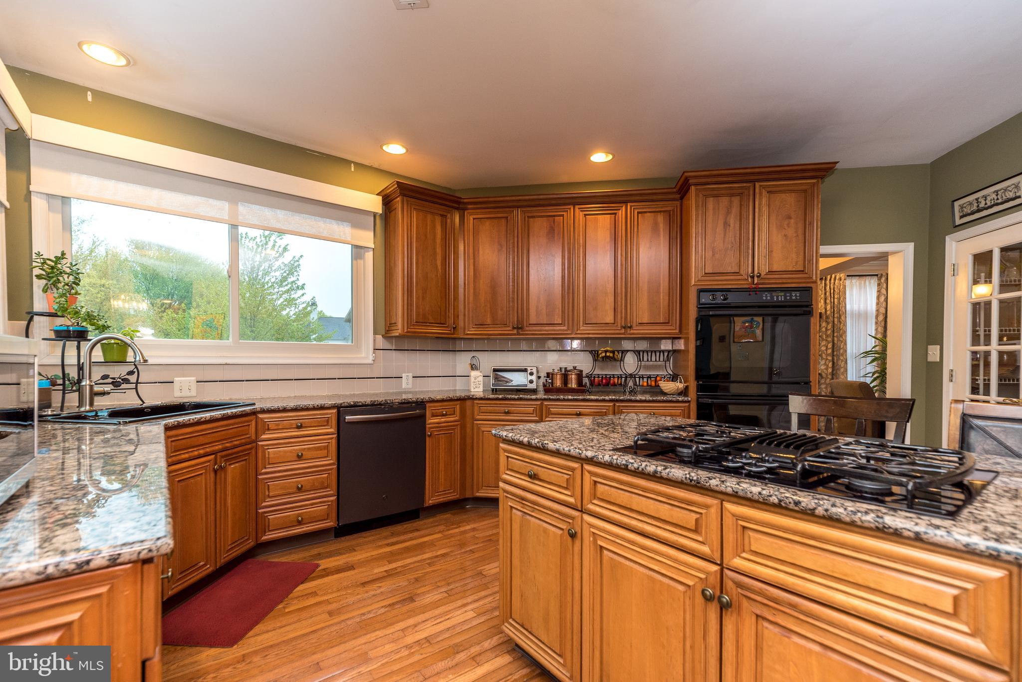 BUCKS CTY COUNTRYC - Residential