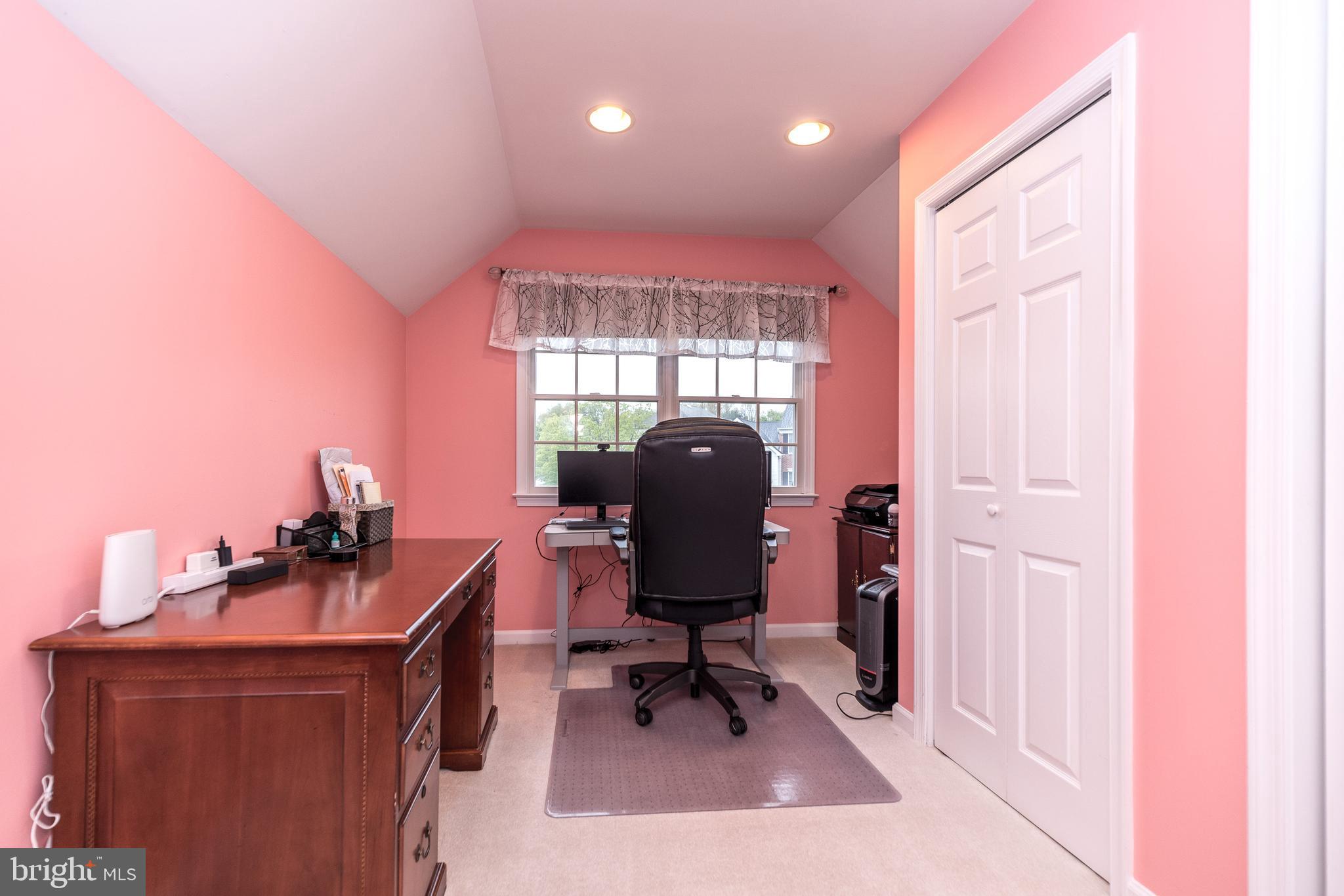 BUCKS CTY COUNTRYC - Residential