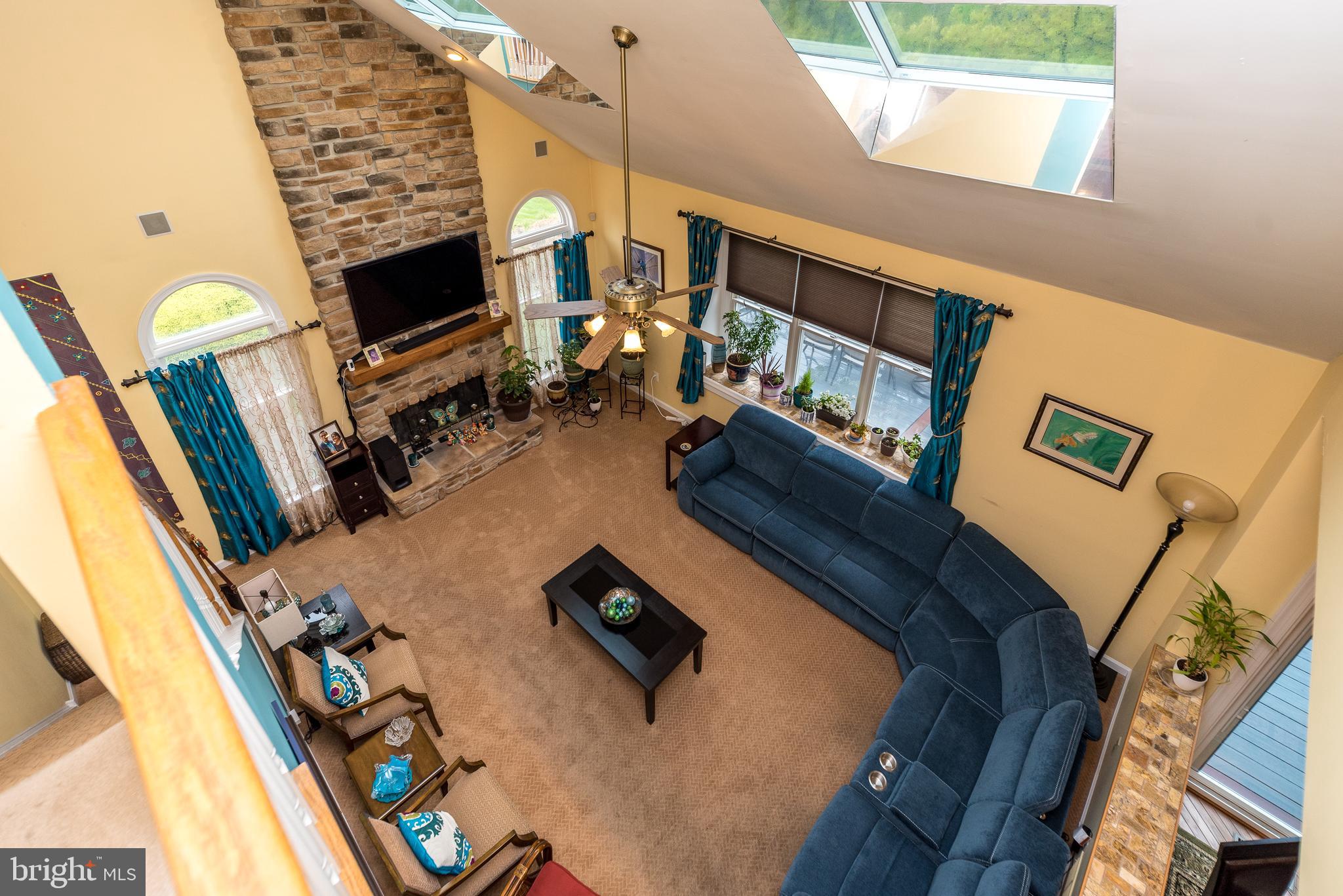 BUCKS CTY COUNTRYC - Residential