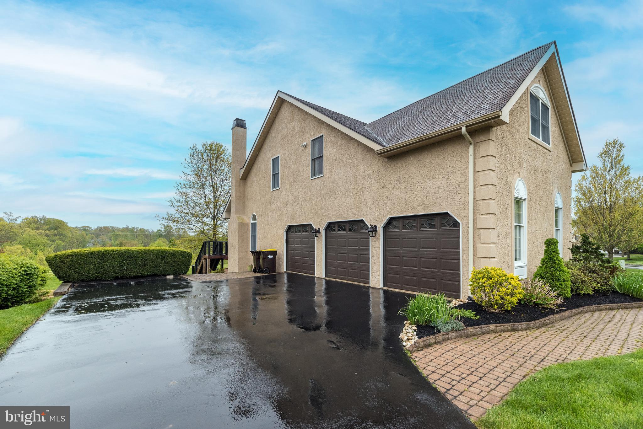 BUCKS CTY COUNTRYC - Residential