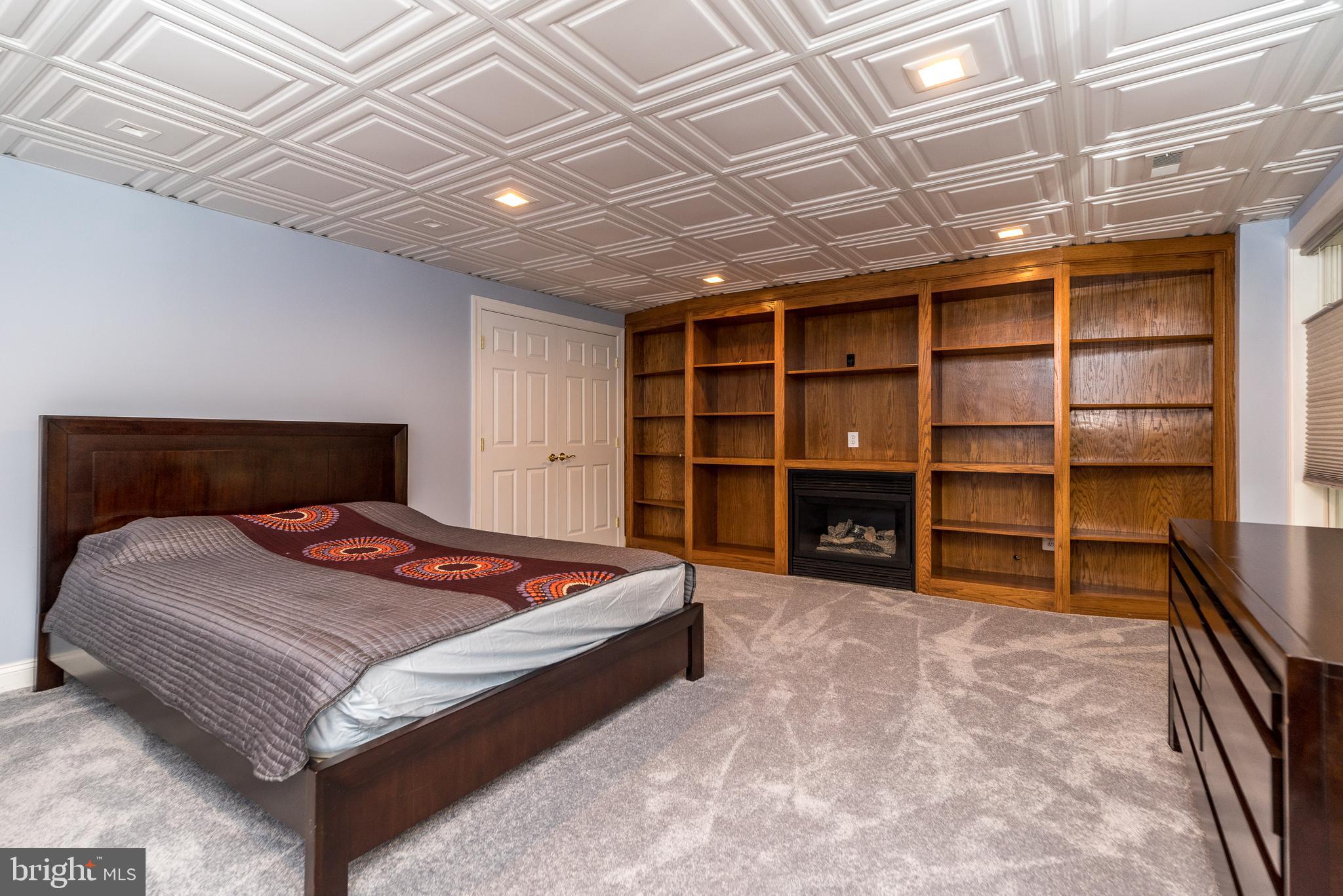 BUCKS CTY COUNTRYC - Residential