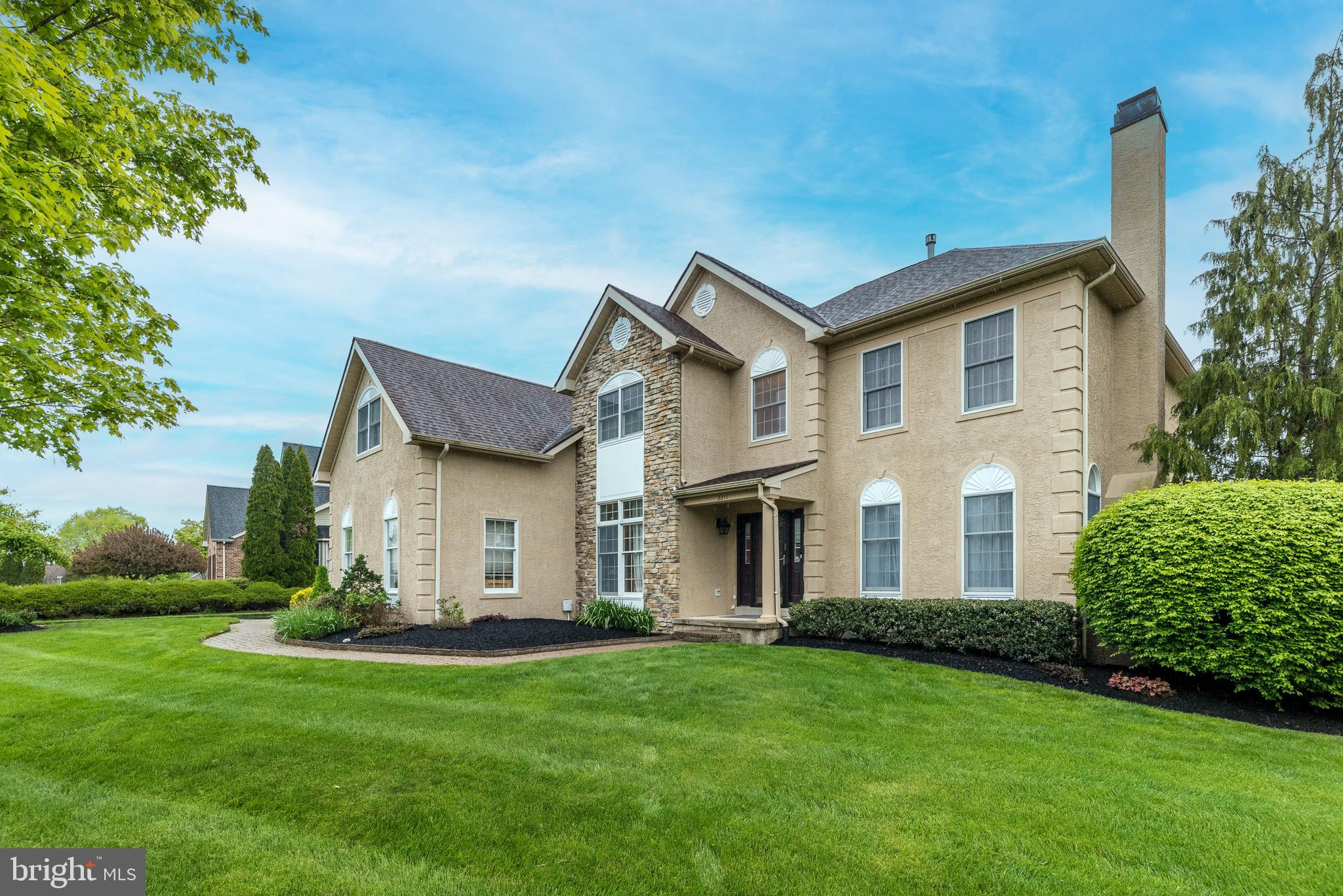 BUCKS CTY COUNTRYC - Residential