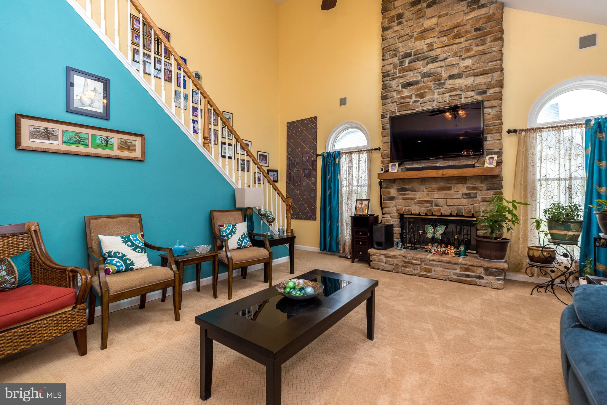 BUCKS CTY COUNTRYC - Residential