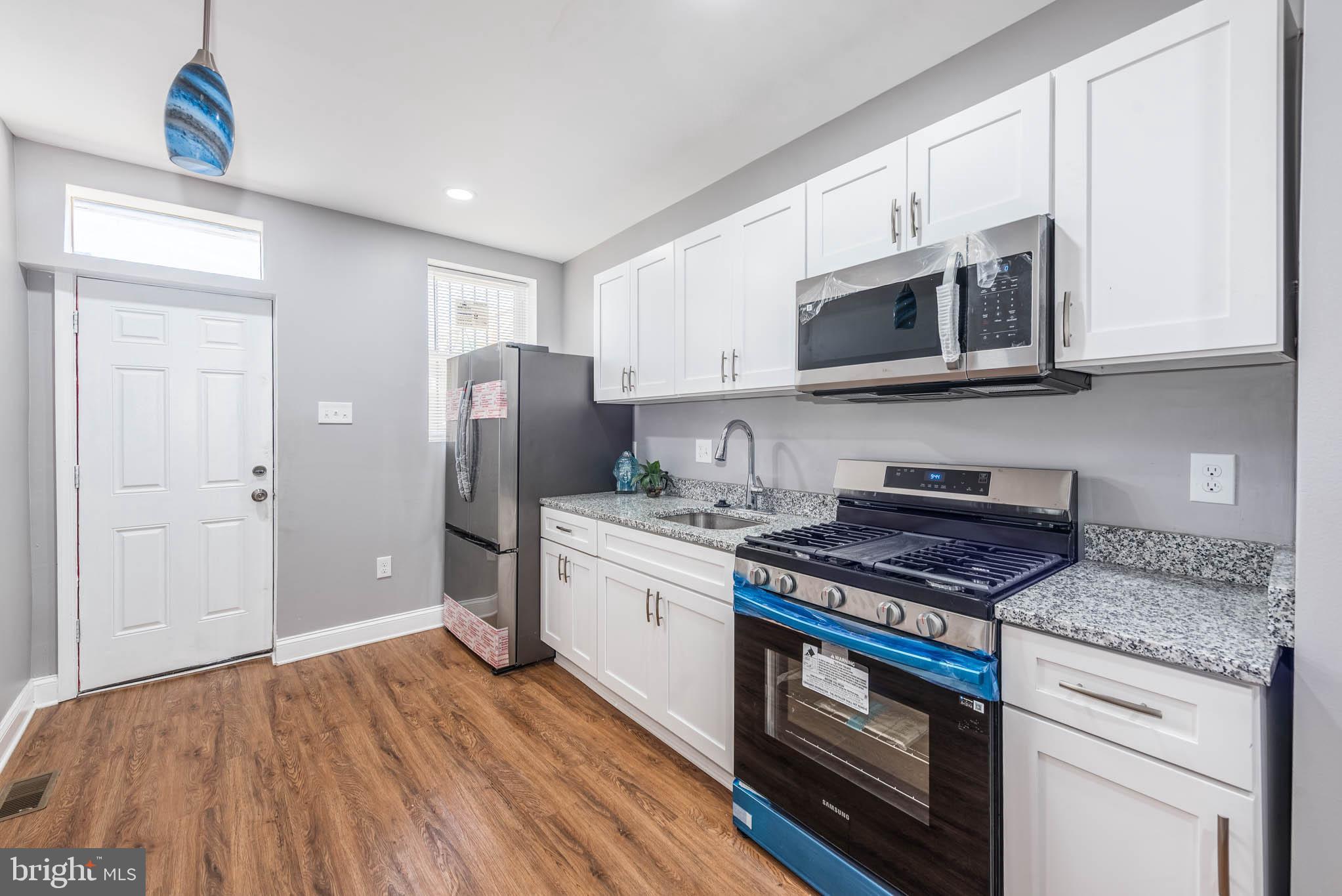 HARWOOD - Residential