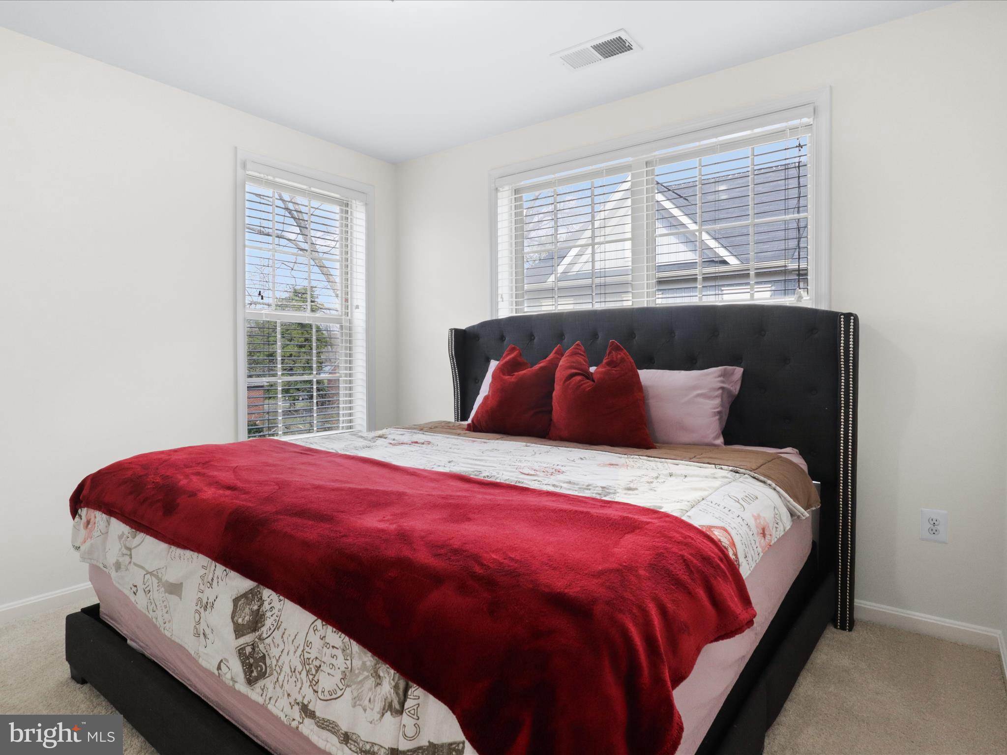 OCCOQUAN HEIGHTS - Residential