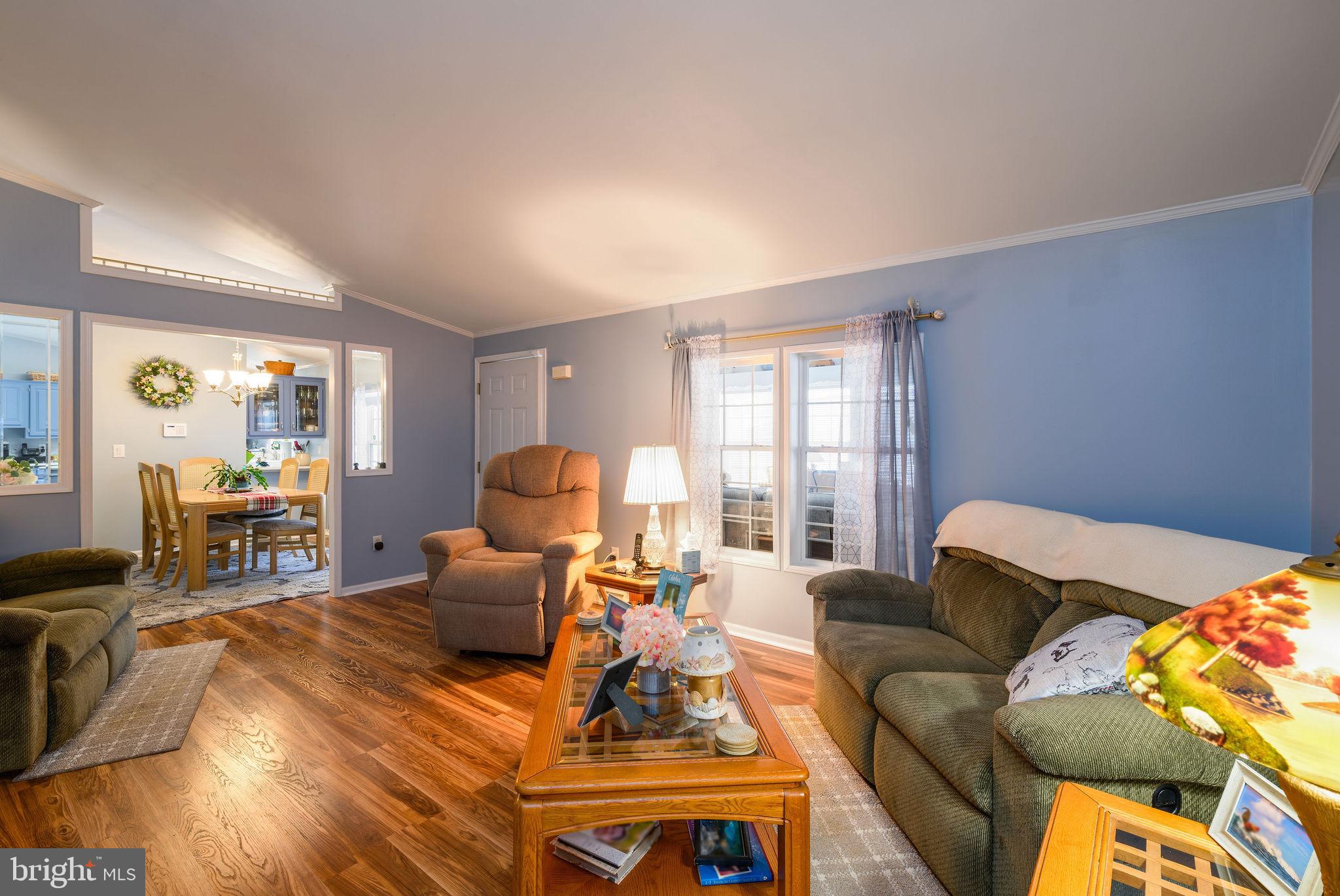 POTNETS LAKESIDE - Residential