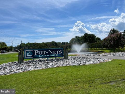 33606 LAKESHORE CIRCLE MILLSBORO DE 19966