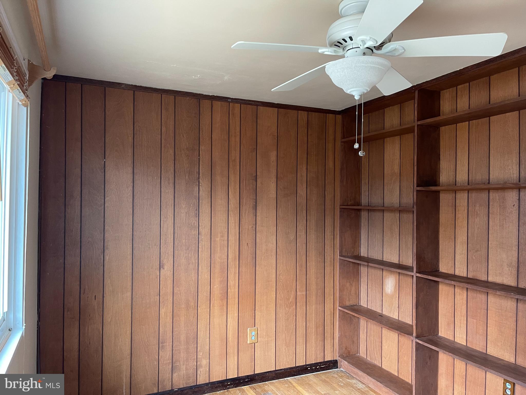 COLLEGE PARK ESTATES - Residential