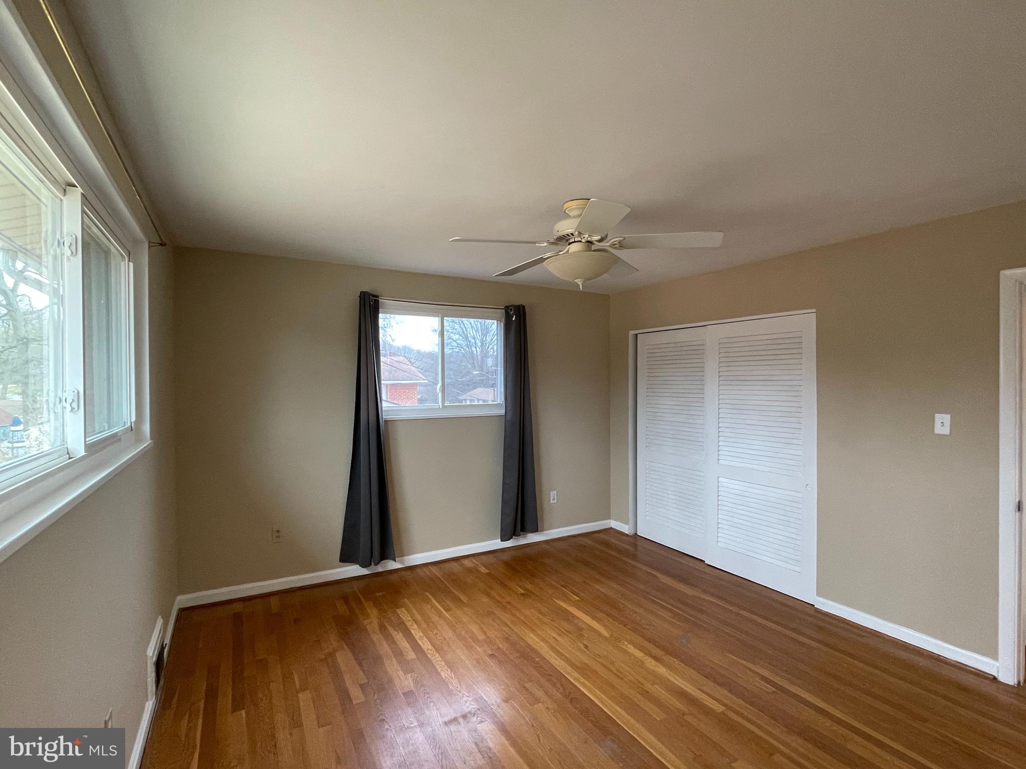 COLLEGE PARK ESTATES - Residential