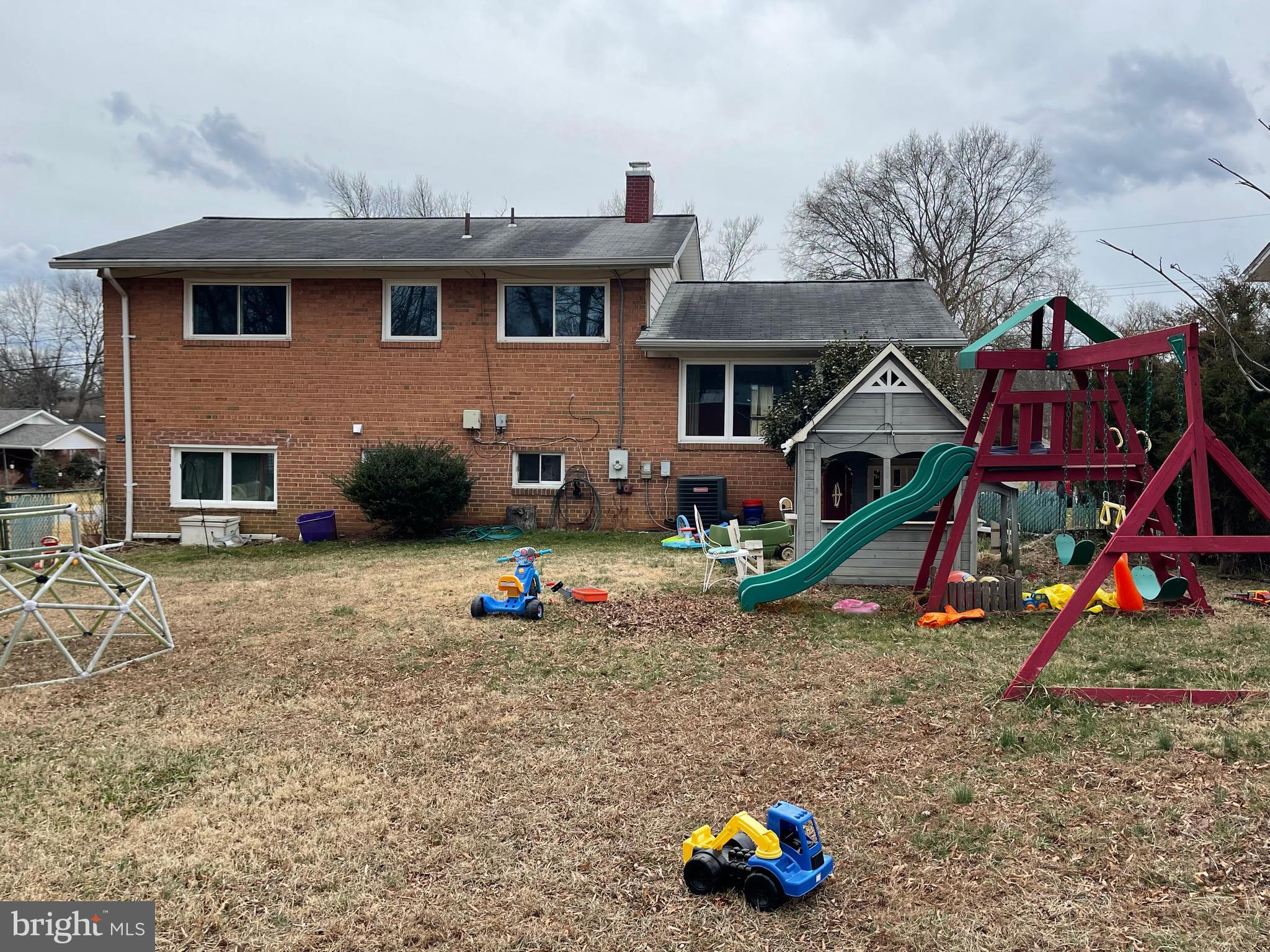 COLLEGE PARK ESTATES - Residential