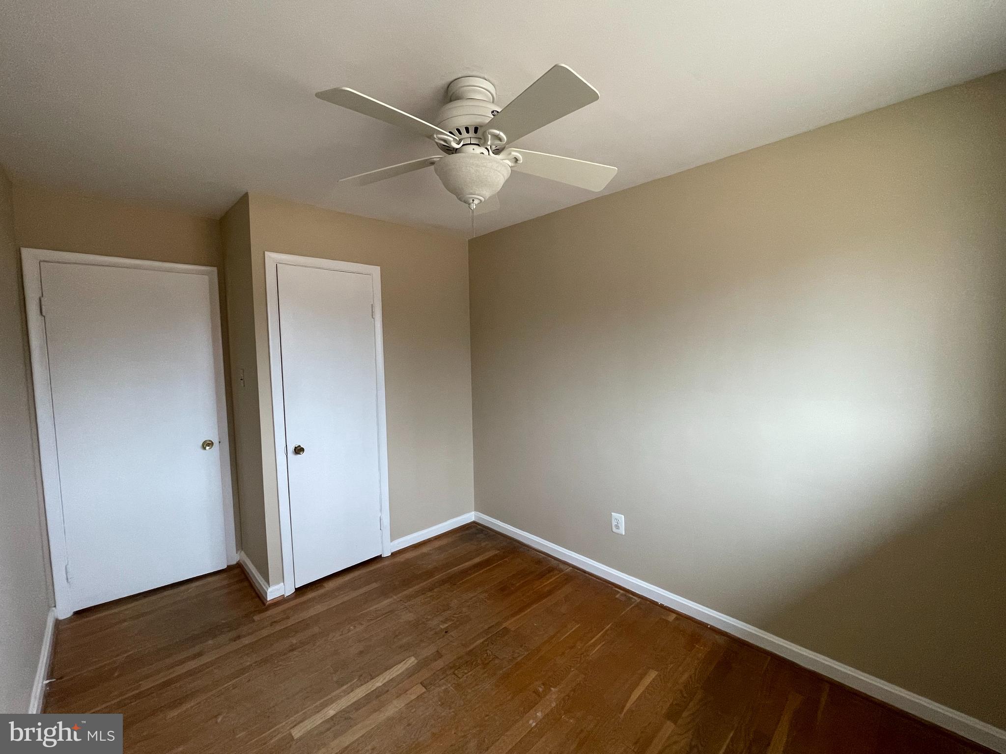 COLLEGE PARK ESTATES - Residential