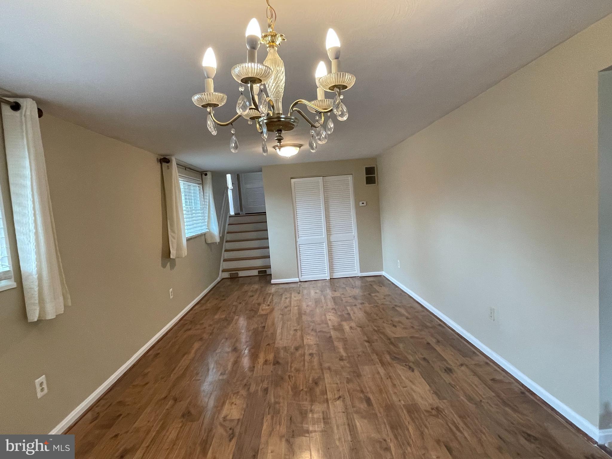 COLLEGE PARK ESTATES - Residential