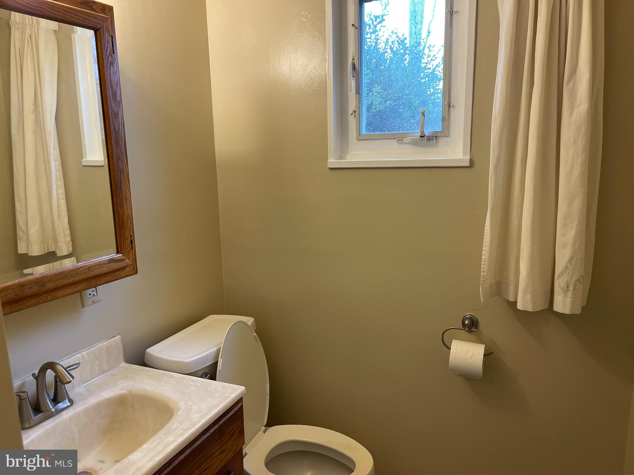 COLLEGE PARK ESTATES - Residential