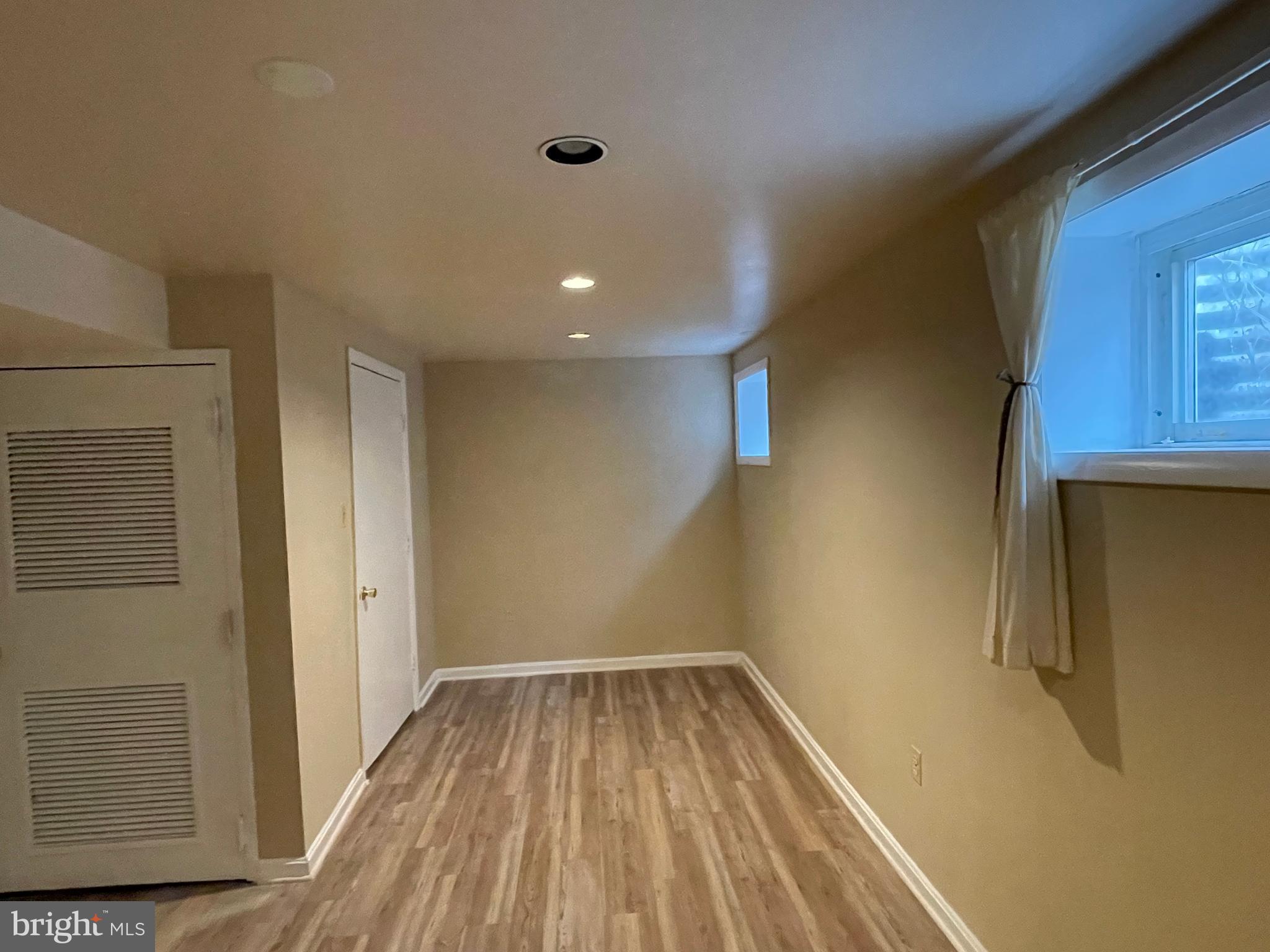 COLLEGE PARK ESTATES - Residential