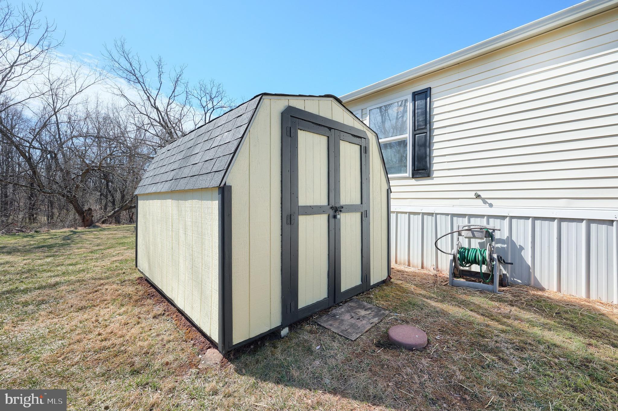 TALL OAK ESTATES - Residential