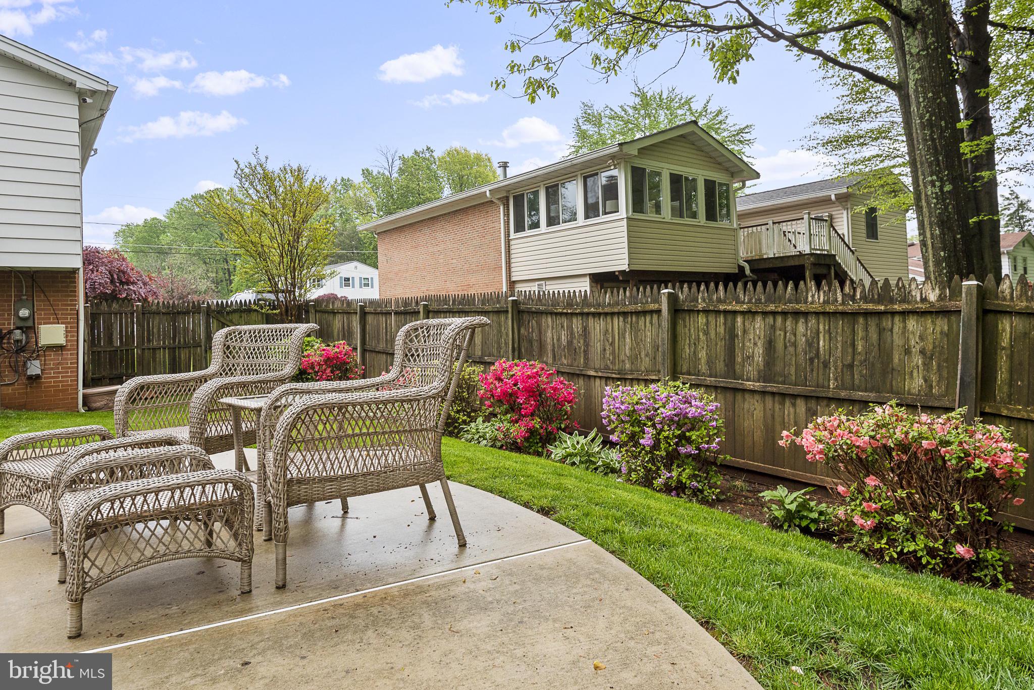 MOSBY WOODS - Residential