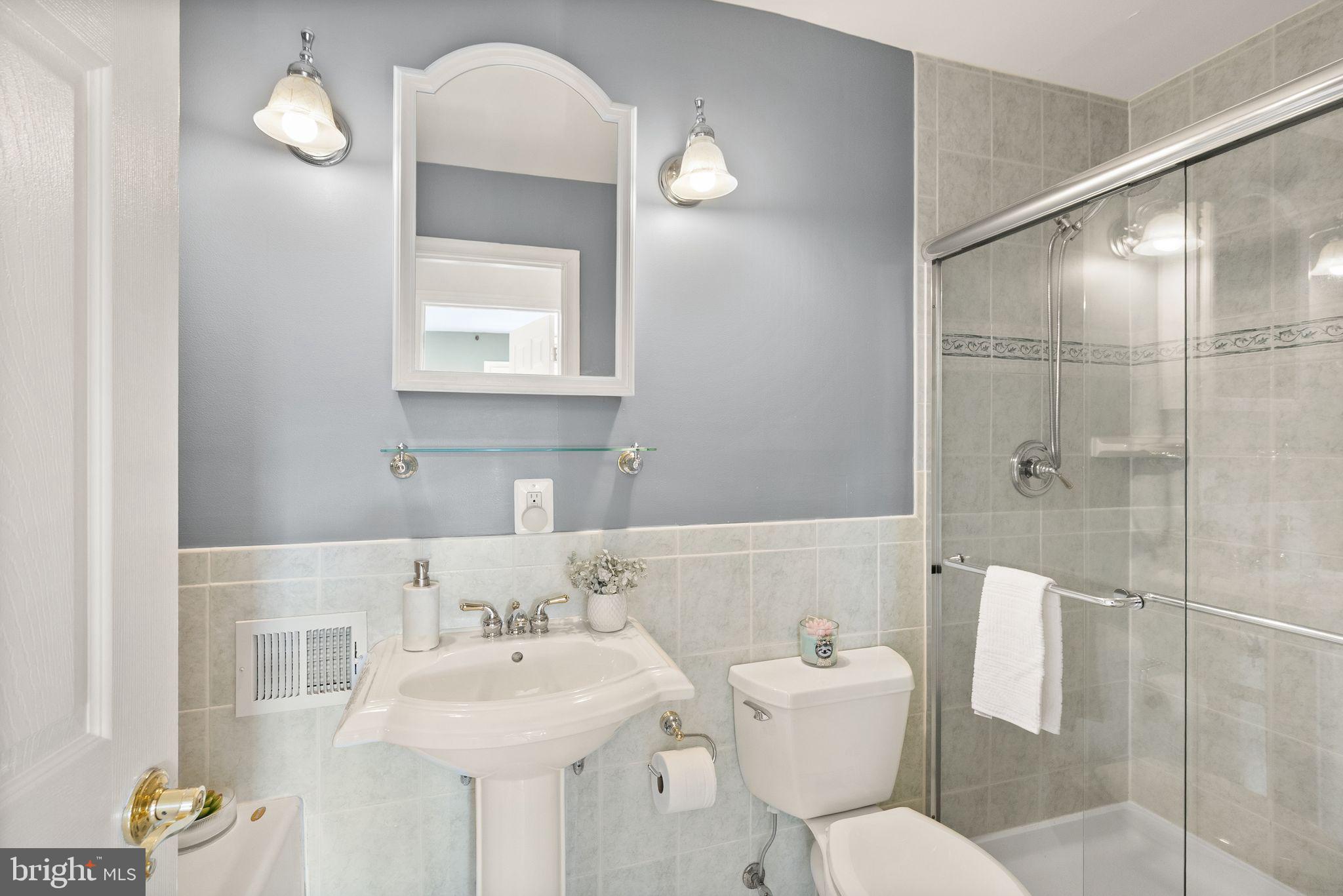 MOSBY WOODS - Residential