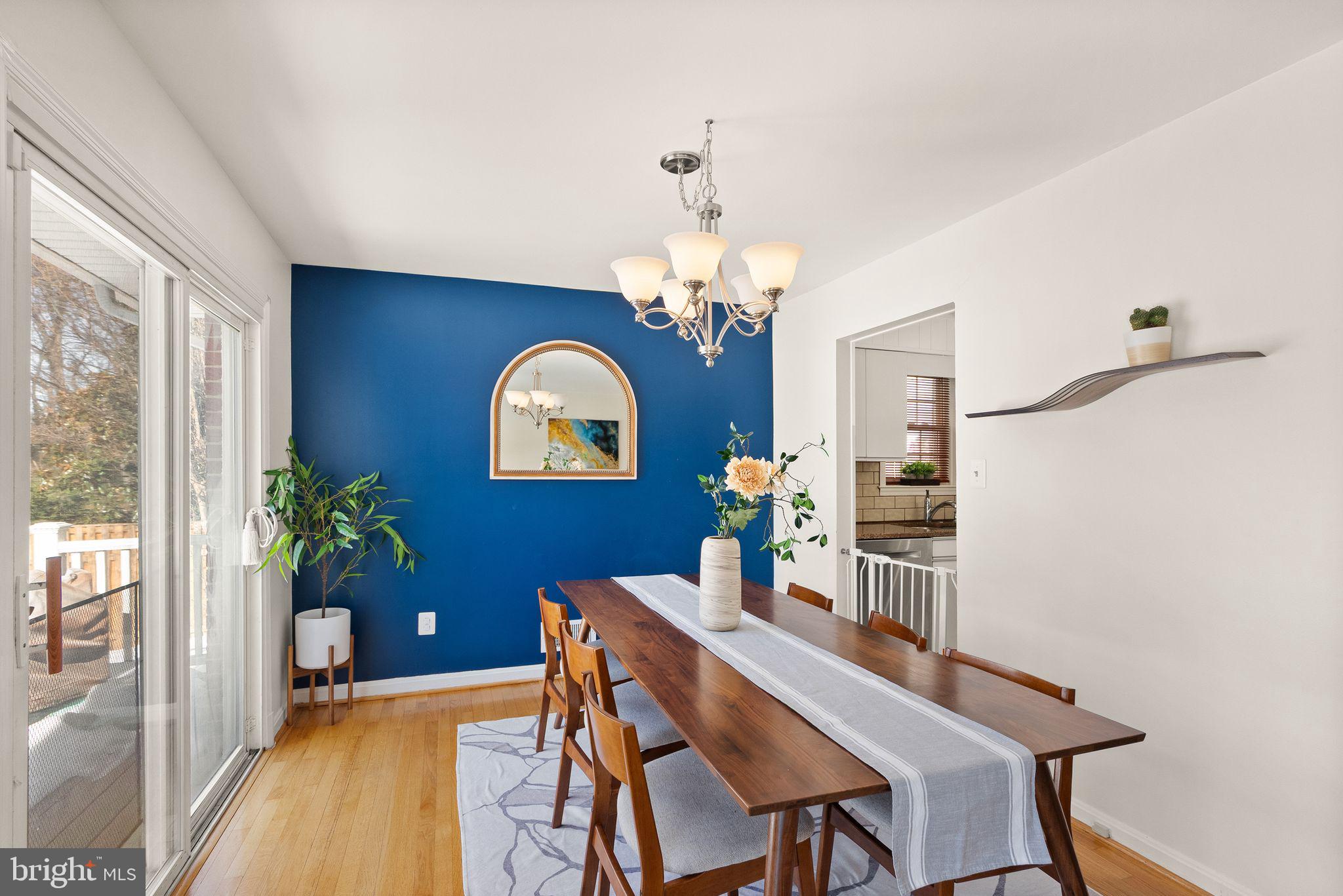 MOSBY WOODS - Residential