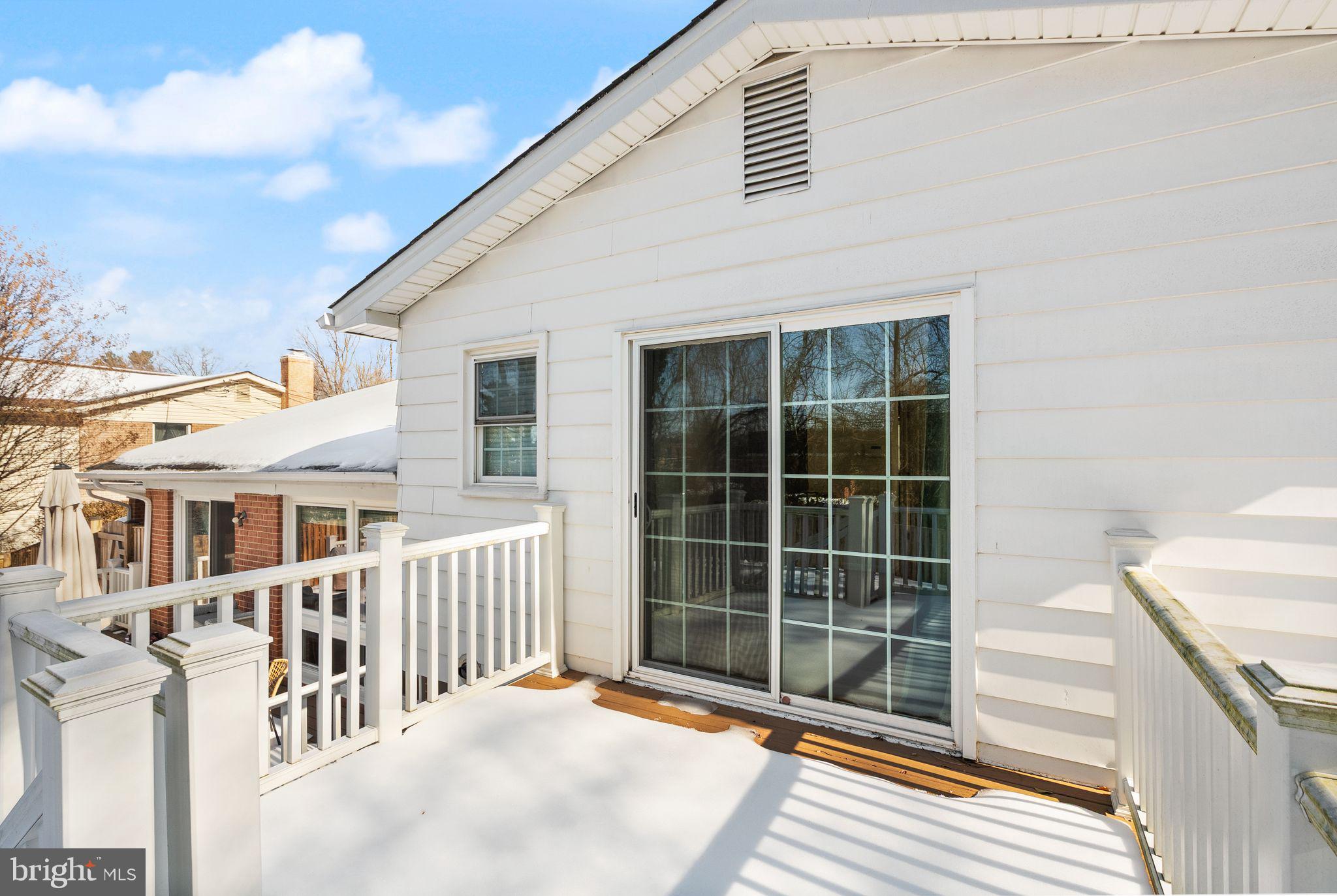 MOSBY WOODS - Residential