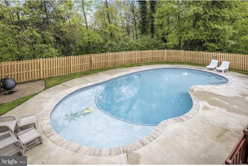 MOSBY WOODS - Residential