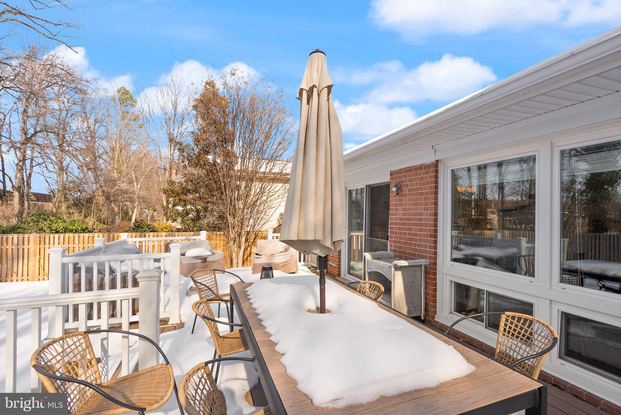 MOSBY WOODS - Residential