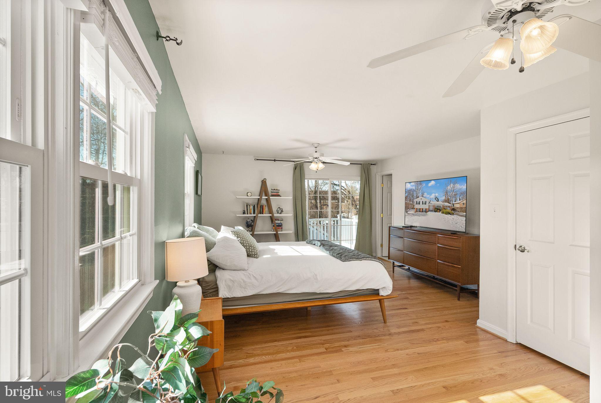 MOSBY WOODS - Residential