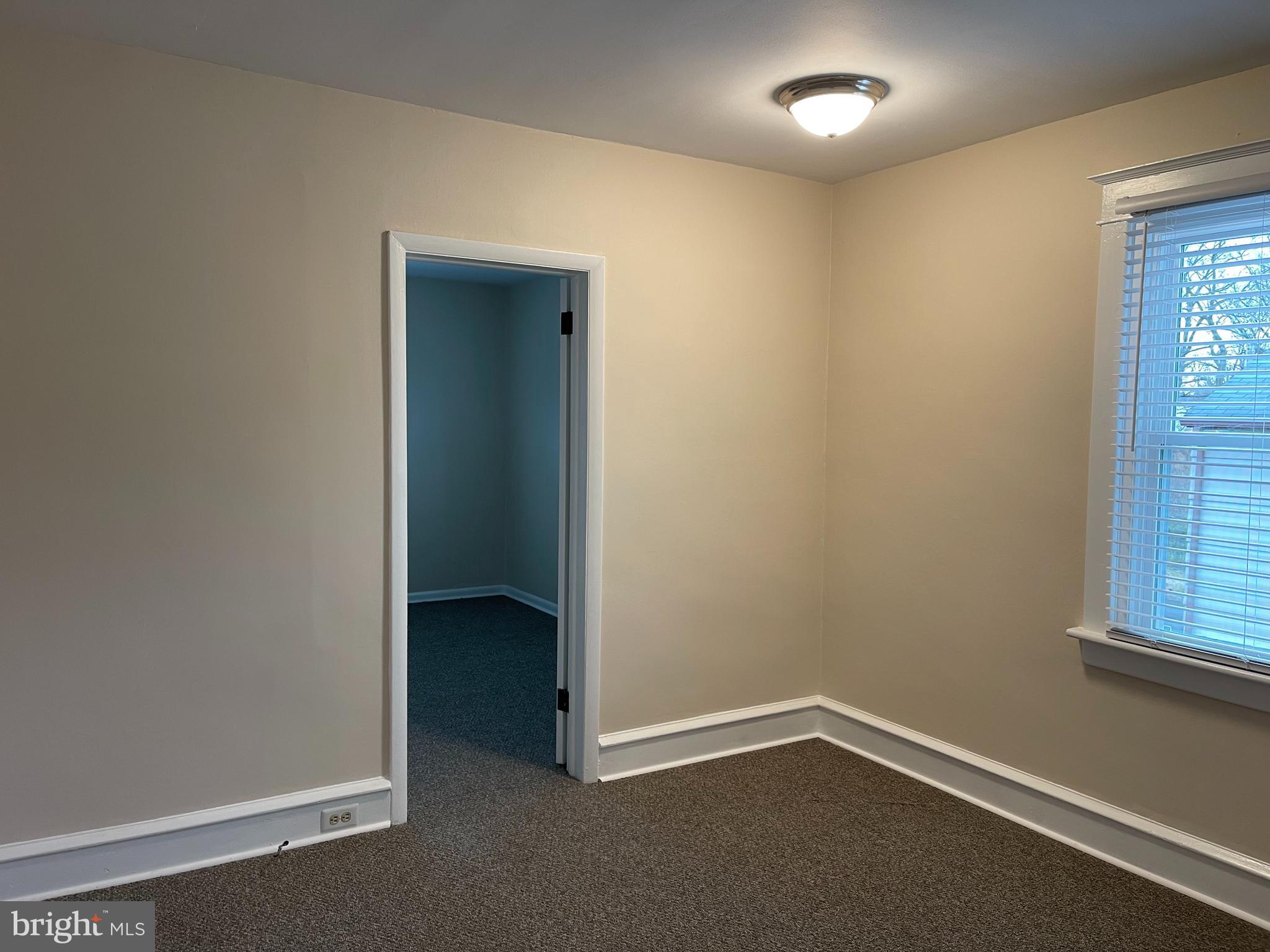 ABINGTON WOODS - Residential Lease