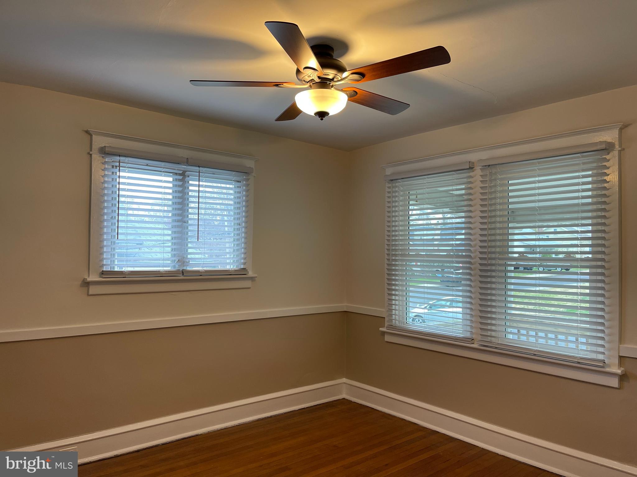 ABINGTON WOODS - Residential Lease