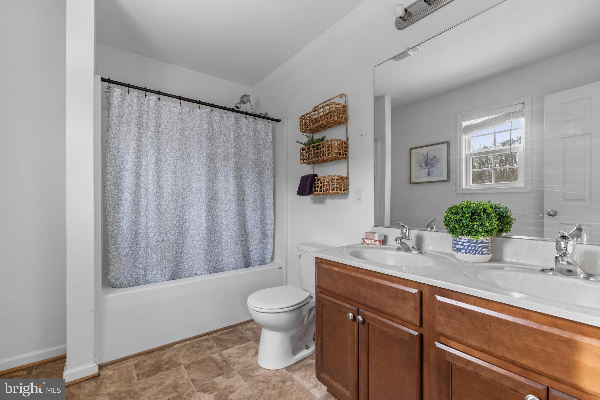 INWOOD MEADOWS - Residential