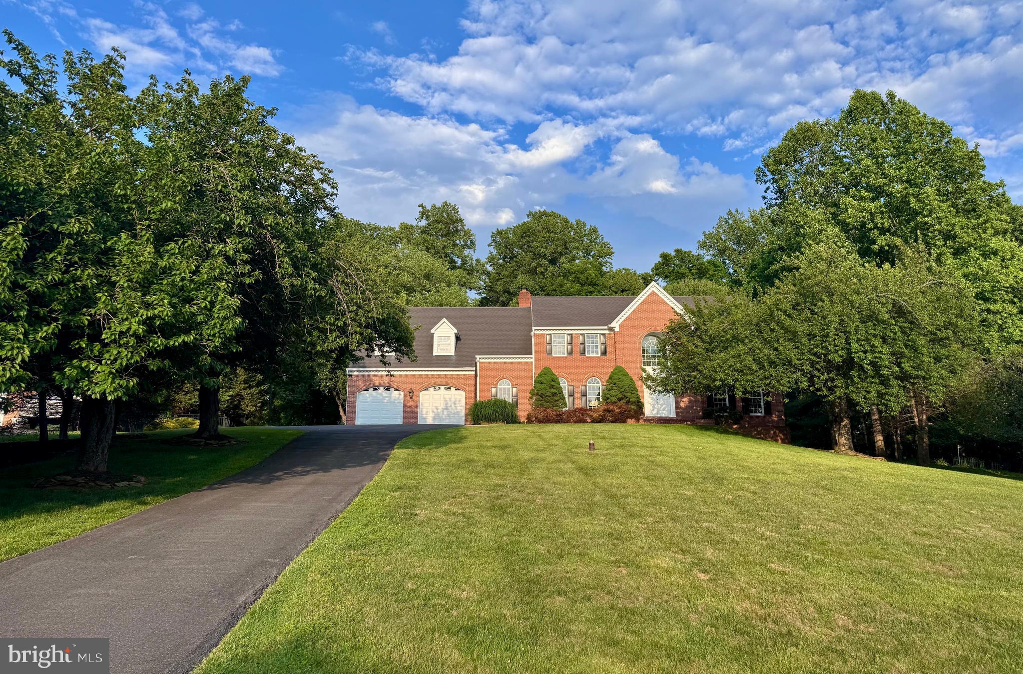 GRANBY WOODS - Residential