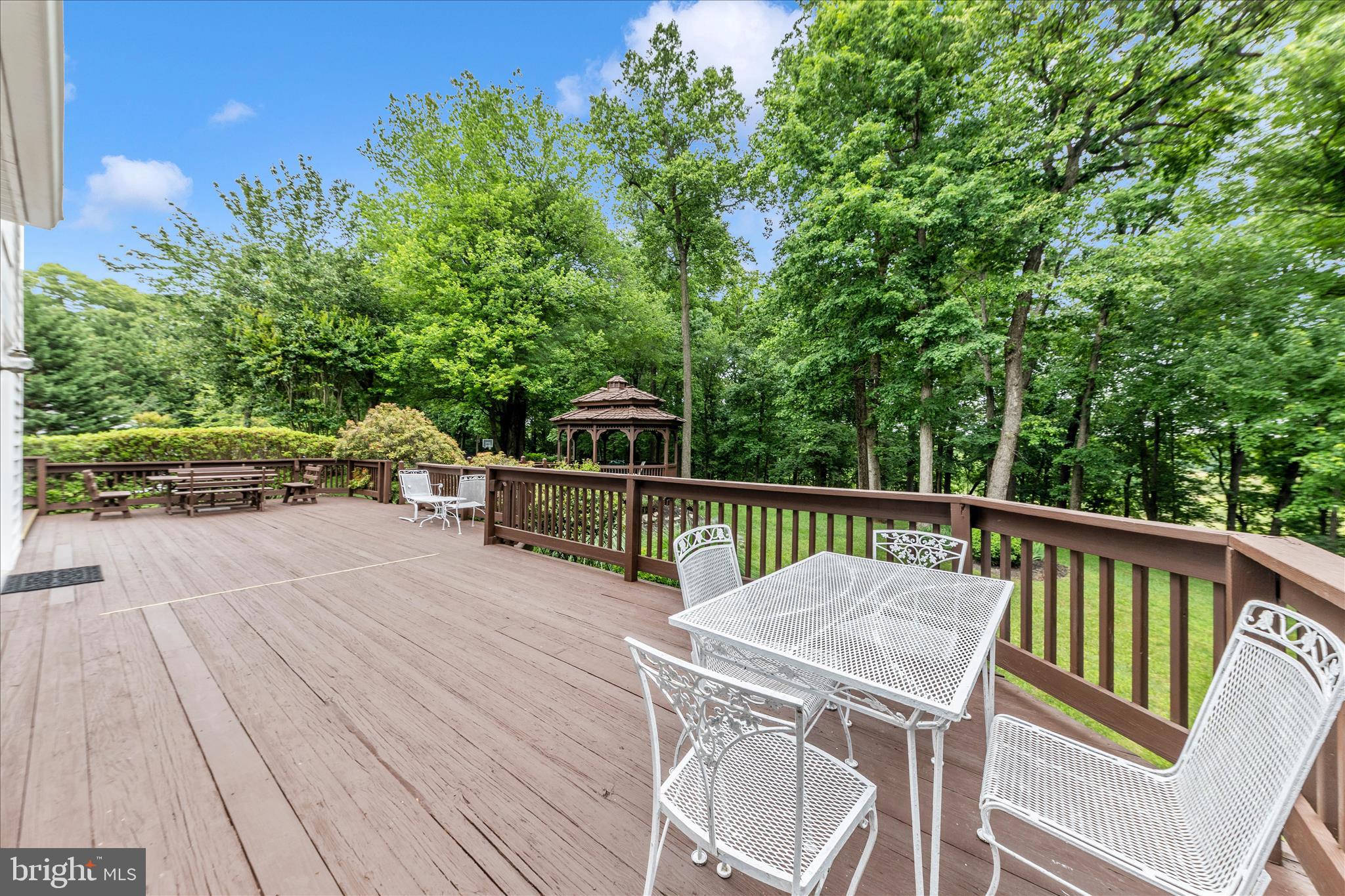 GRANBY WOODS - Residential