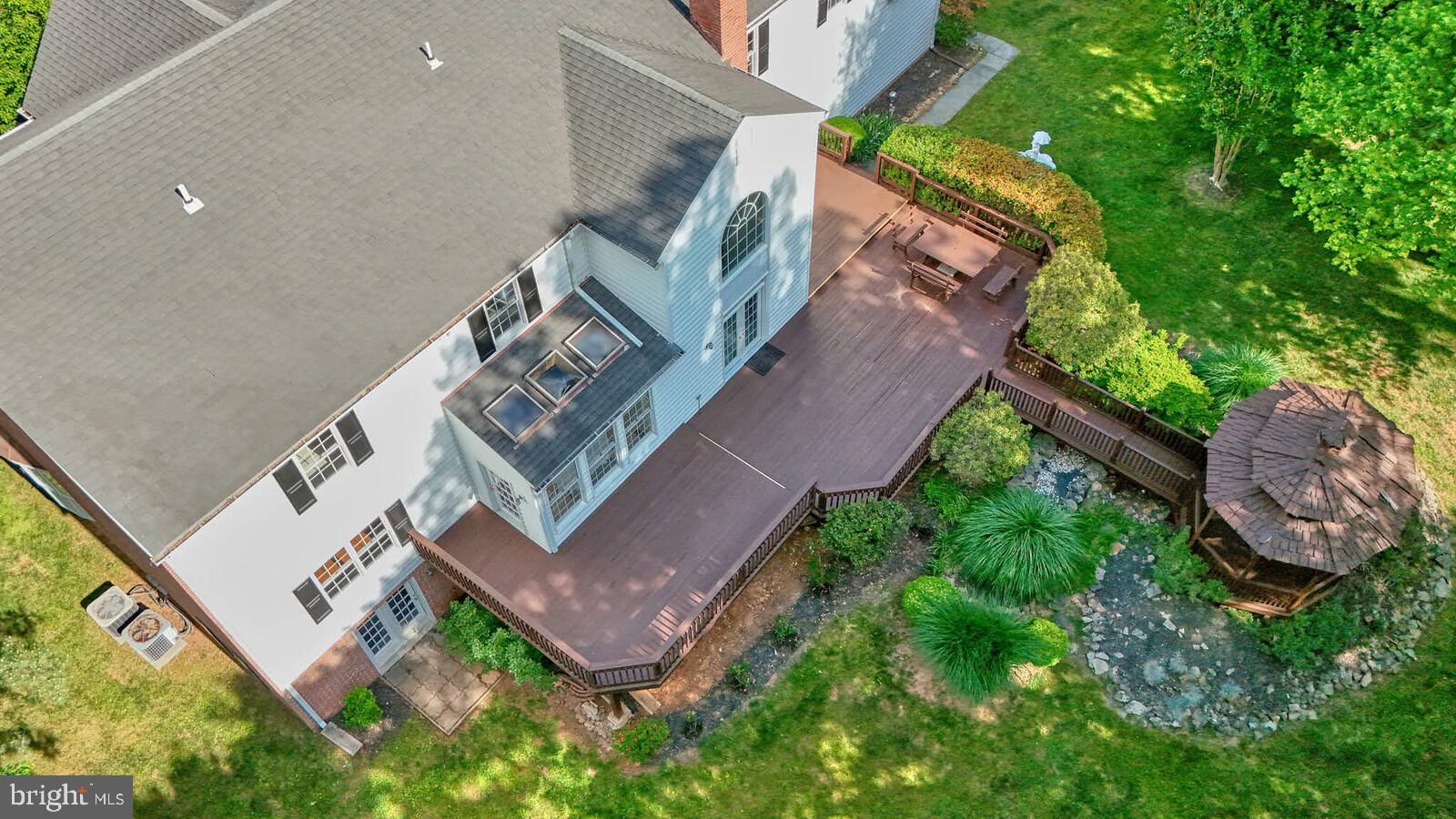 GRANBY WOODS - Residential