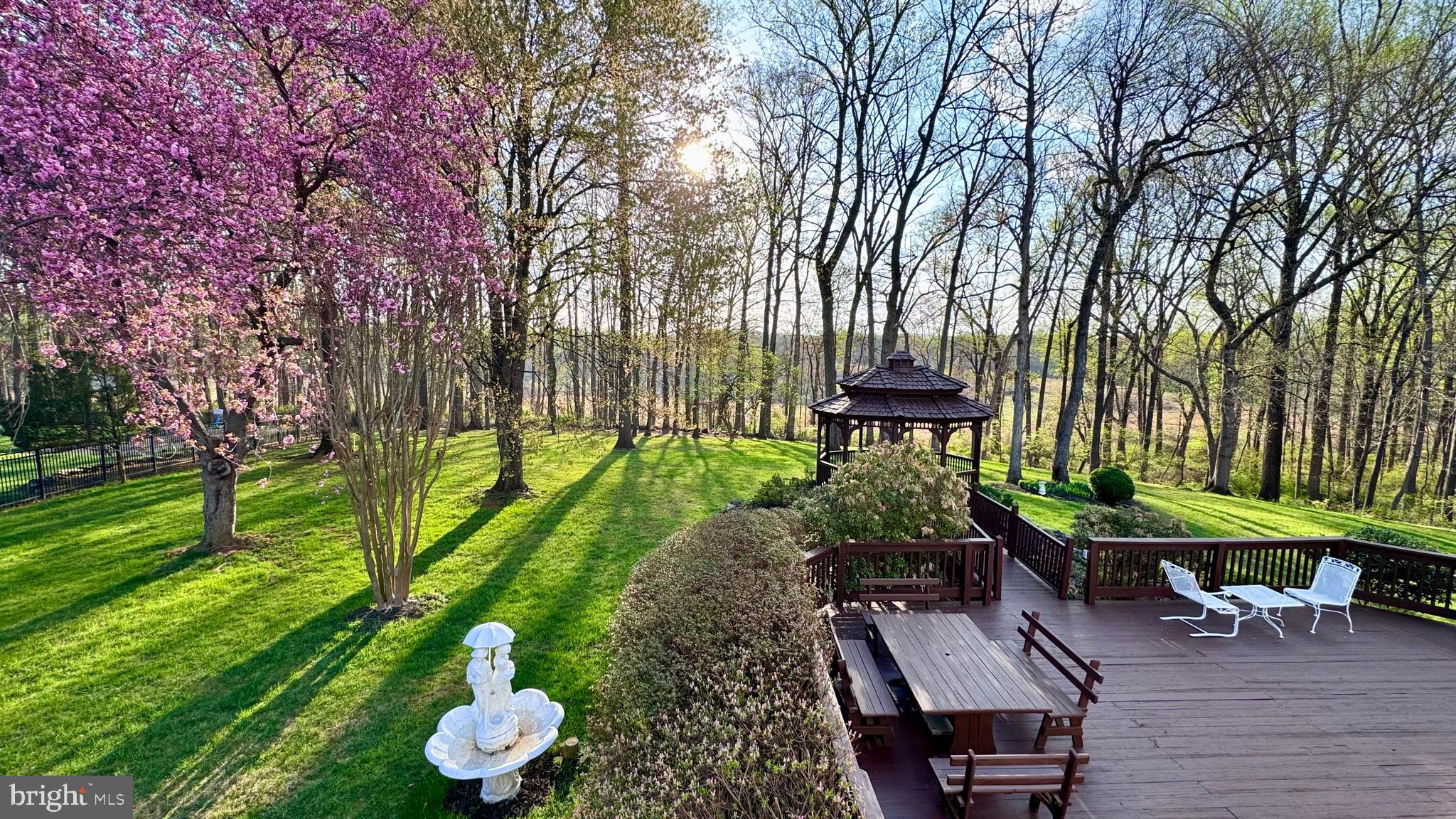 GRANBY WOODS - Residential