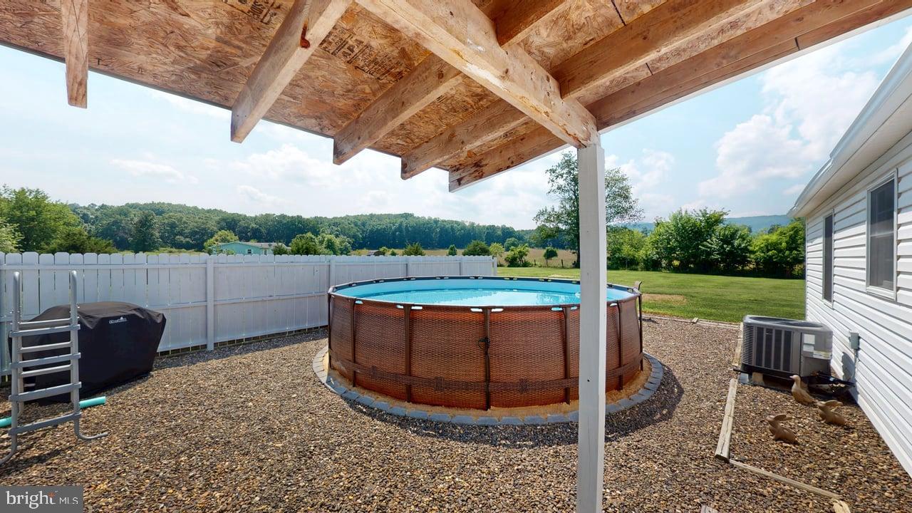 OGDEN FARM MEADOWS - Residential