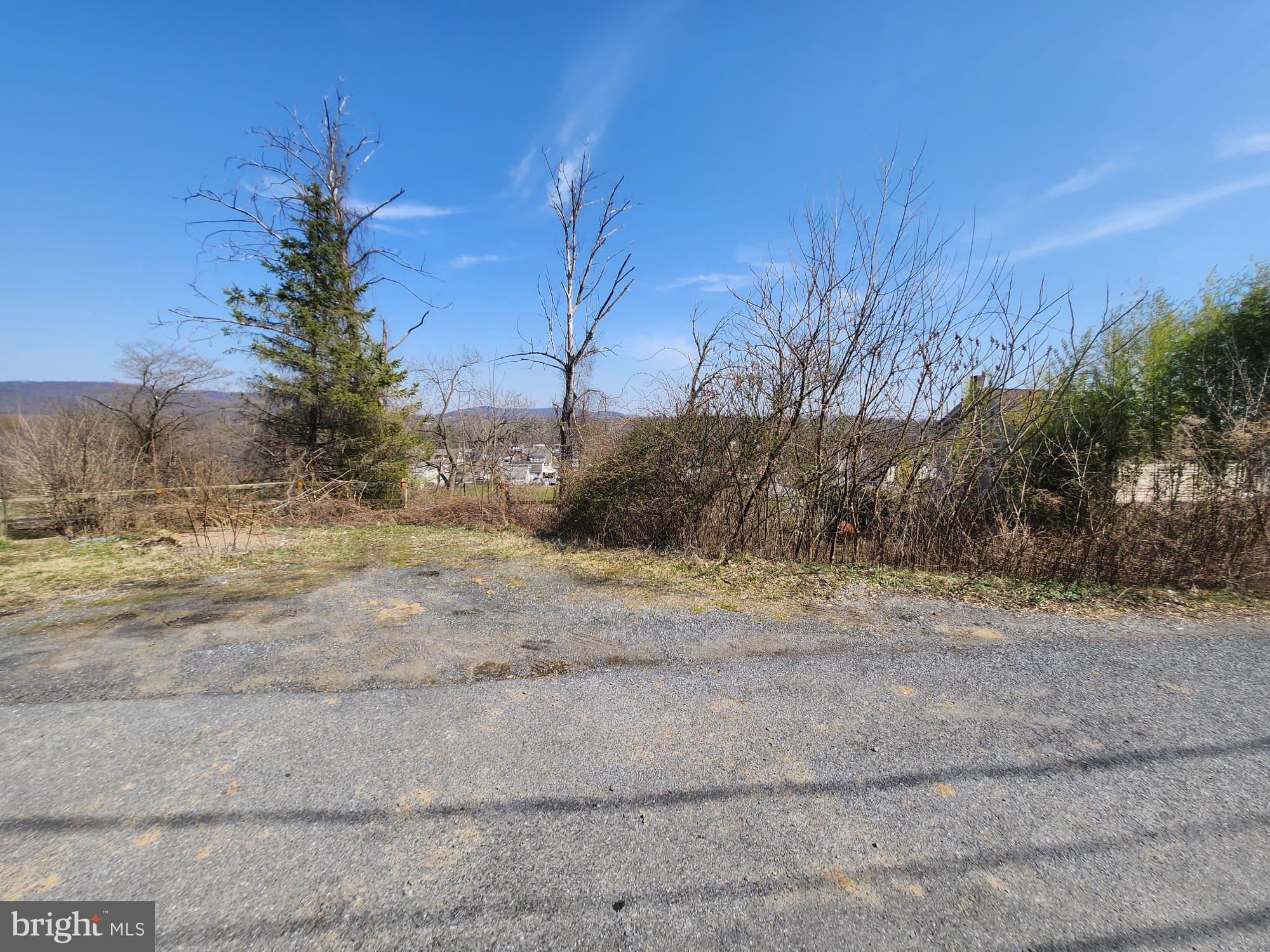 101 KILLIAN DRIVE
