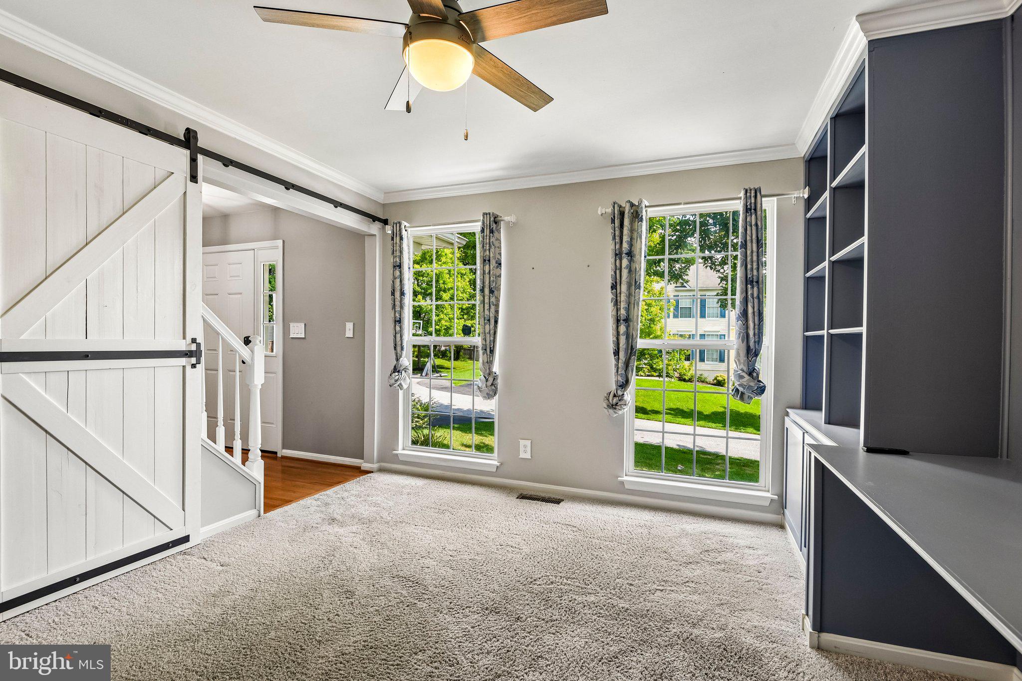 5911 N DAKOTA DRIVE