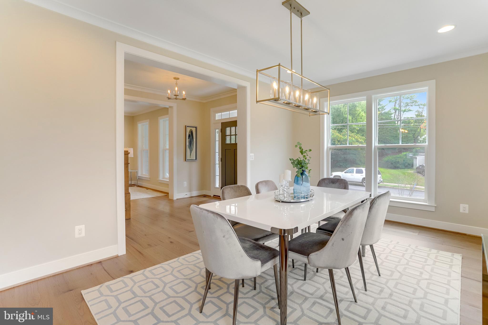 STONEWALL MANOR - Residential