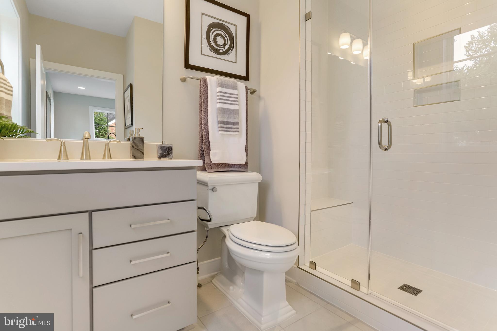 STONEWALL MANOR - Residential