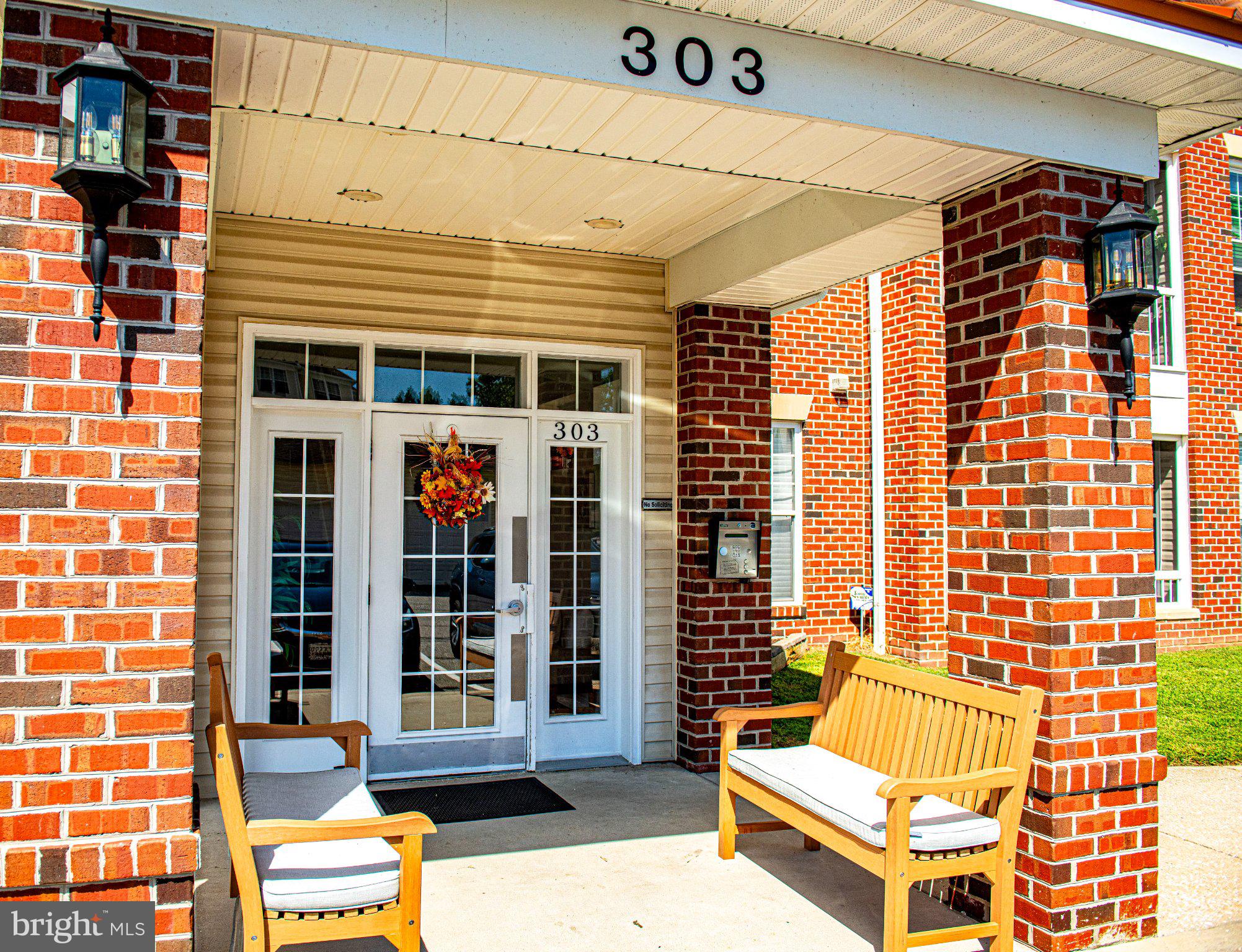 303 TIREE COURT 202