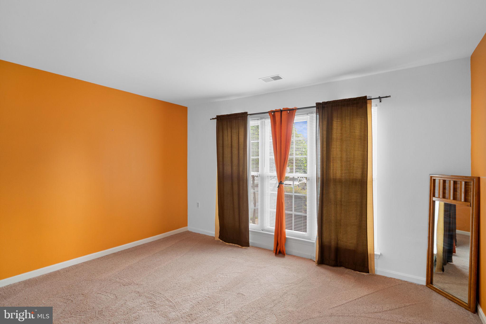 SUMMERHOUSE II CONDO - Residential