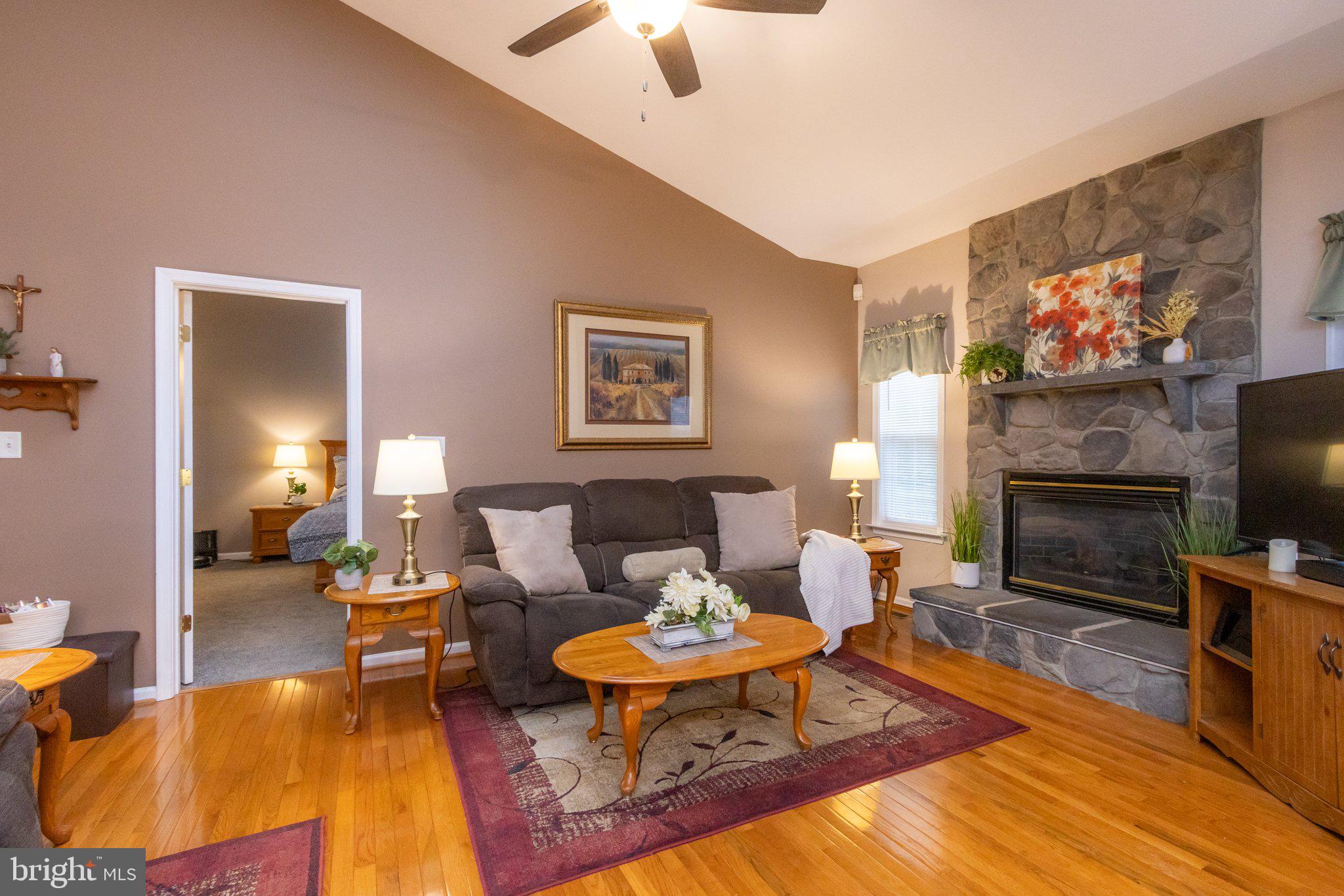 STONEBRIDGE - Residential