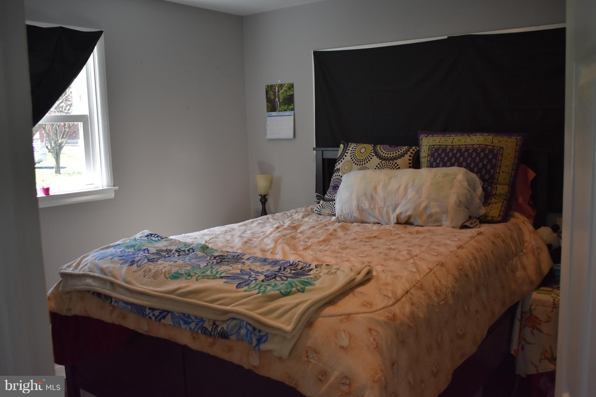 CROMWELL VALLEY - Residential Lease