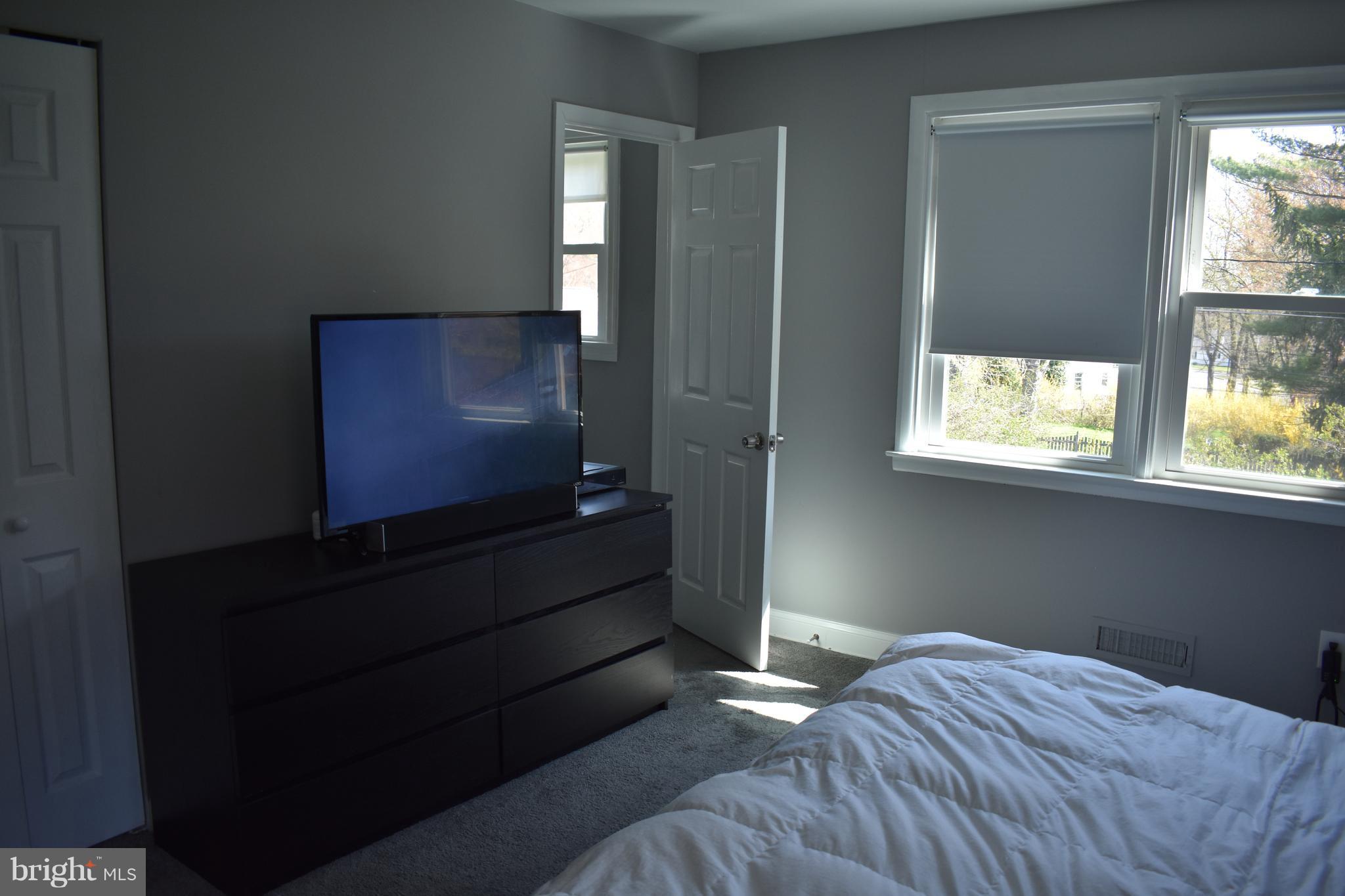 CROMWELL VALLEY - Residential Lease