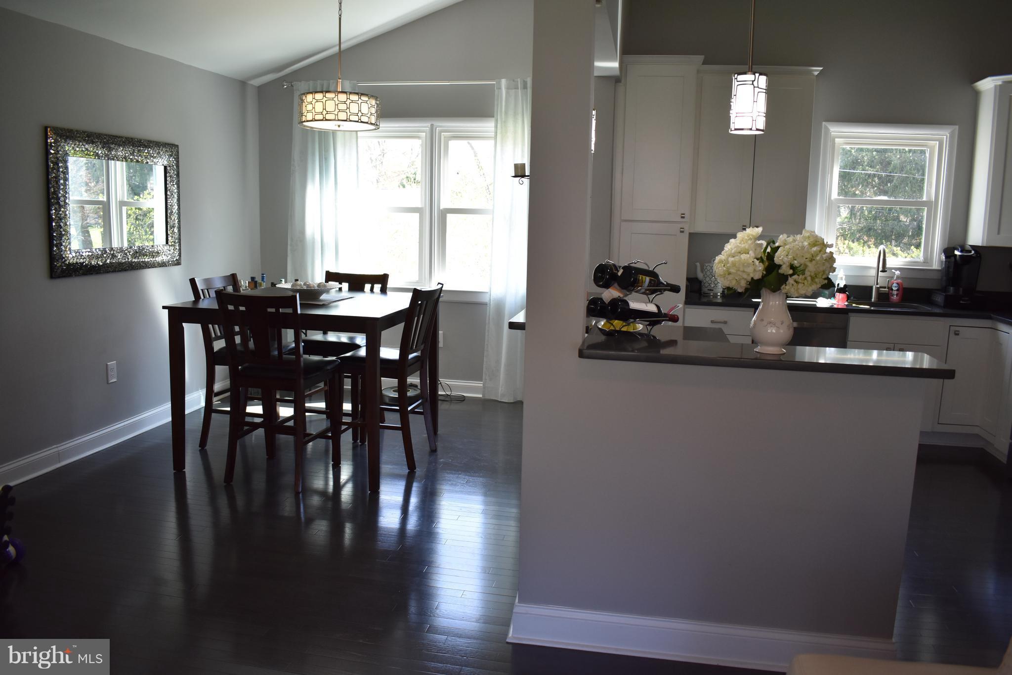 CROMWELL VALLEY - Residential Lease