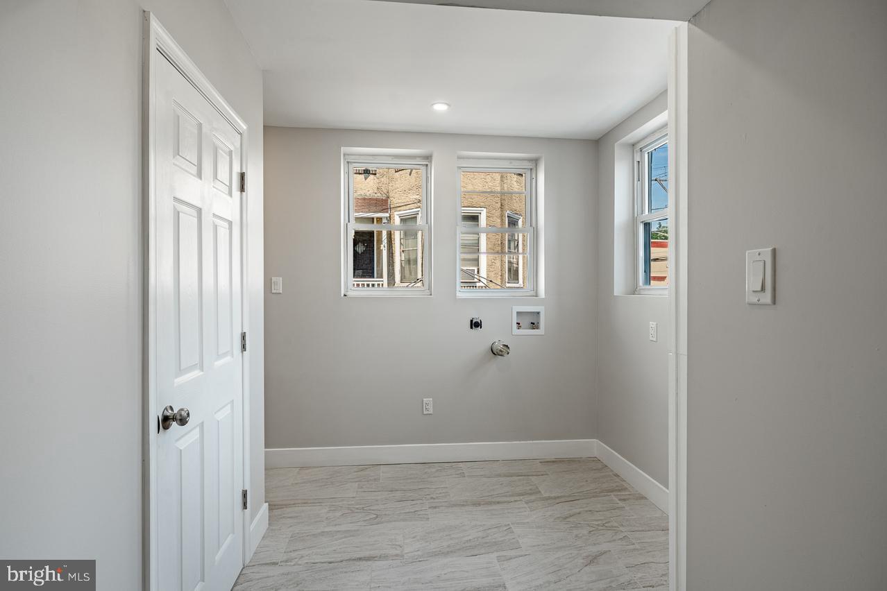 COBBS CREEK - Residential